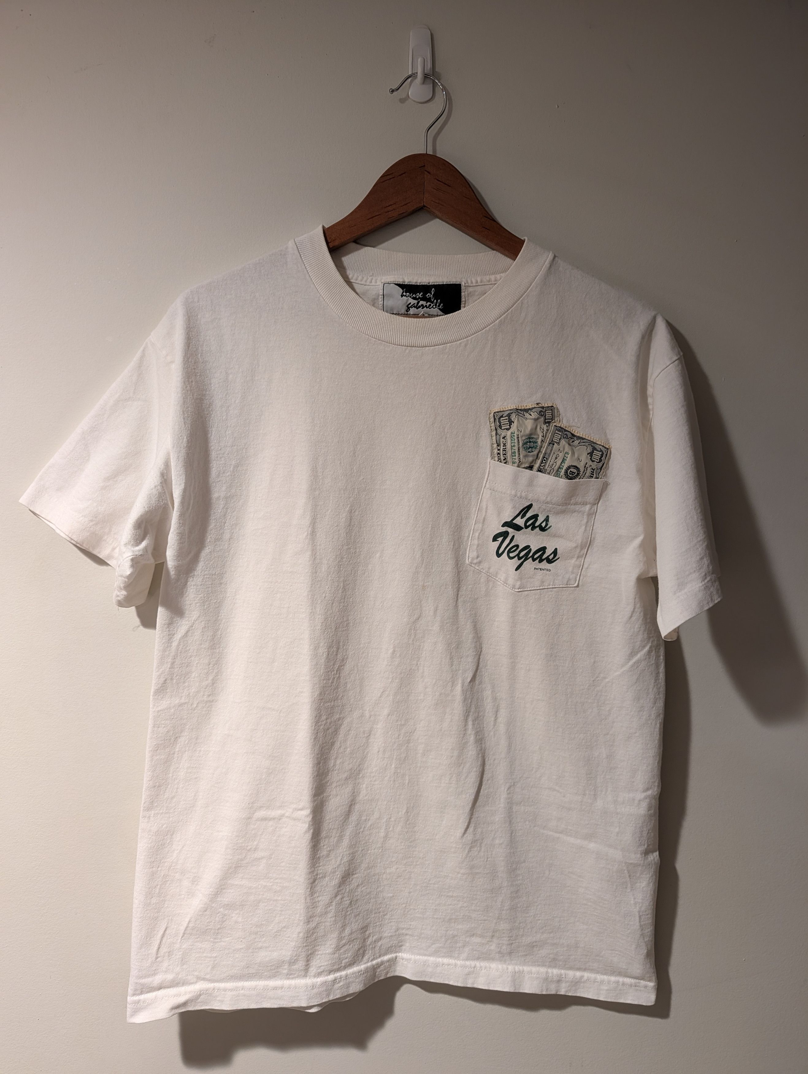 Vintage Las Vegas Pocket T-Shirt Money Graphic Gabrielle