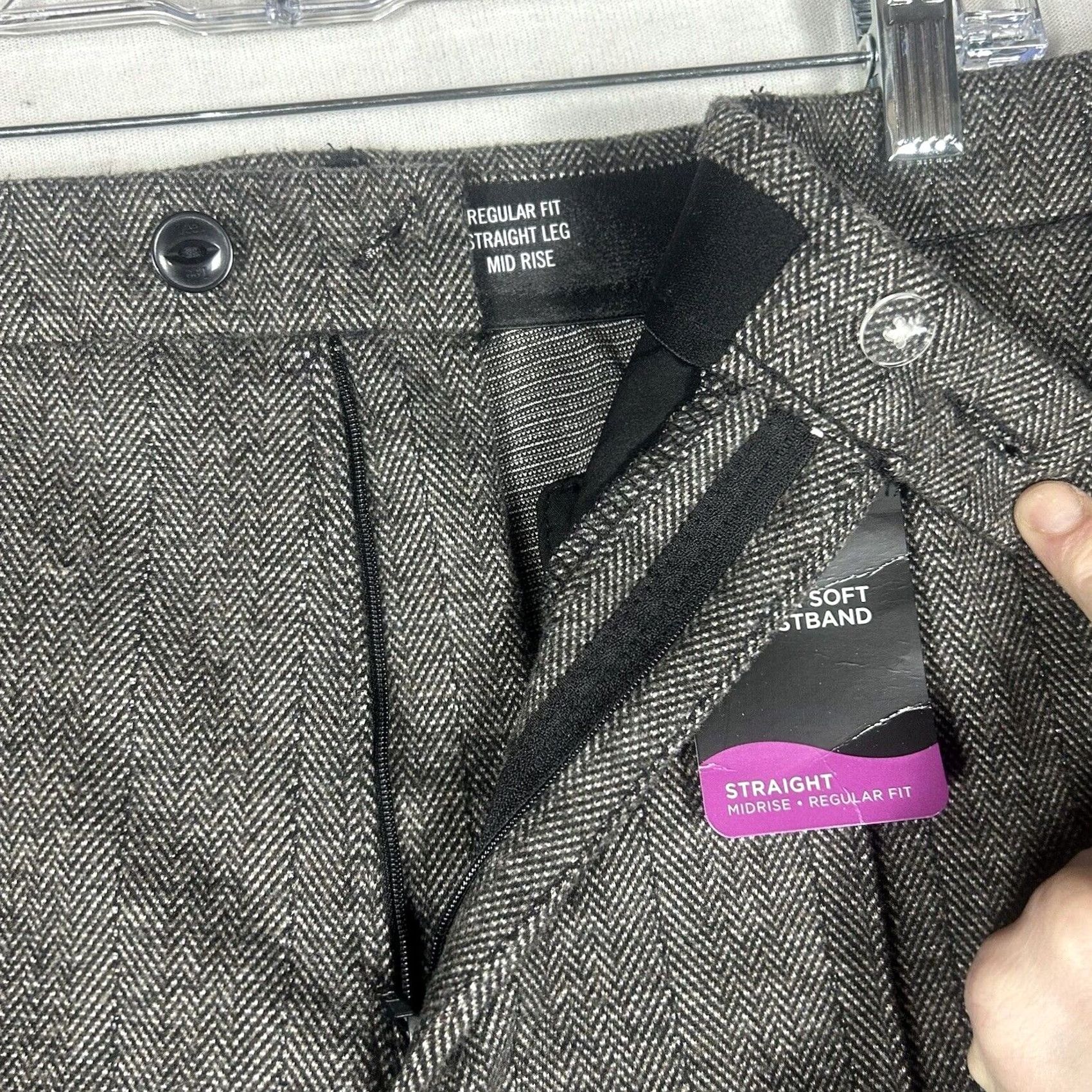 Lee Lee Dress Pants Womens 18M Grey Herringbone Flannel Straight High Rise Plus Regular Inseam 31in Satin Closure Suit Workwear Size 40" / US 18 - 5 Thumbnail