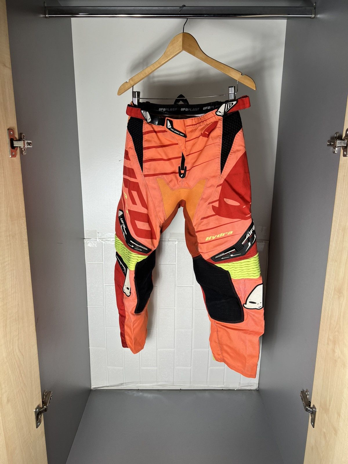 Fox Racing VINTAGE UFO PLAST MOTORCYCLE RACING PANTS BIKE RETRO Y2K 90s Size US 28 / EU 44 - 6 Thumbnail