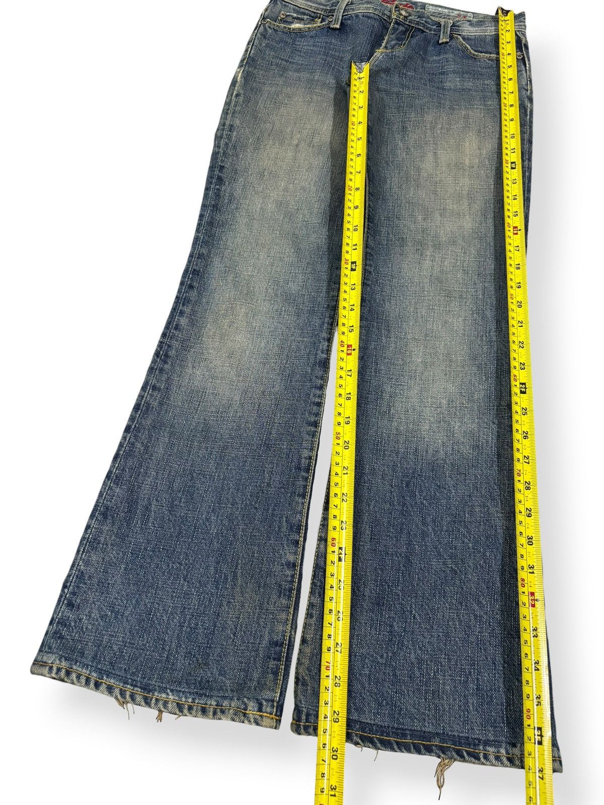 Vintage Vintage Y2K Blue Cult Midrise Flare Leg Mud Wash Jeans Size 28" / US 6 / IT 42 - 13 Thumbnail