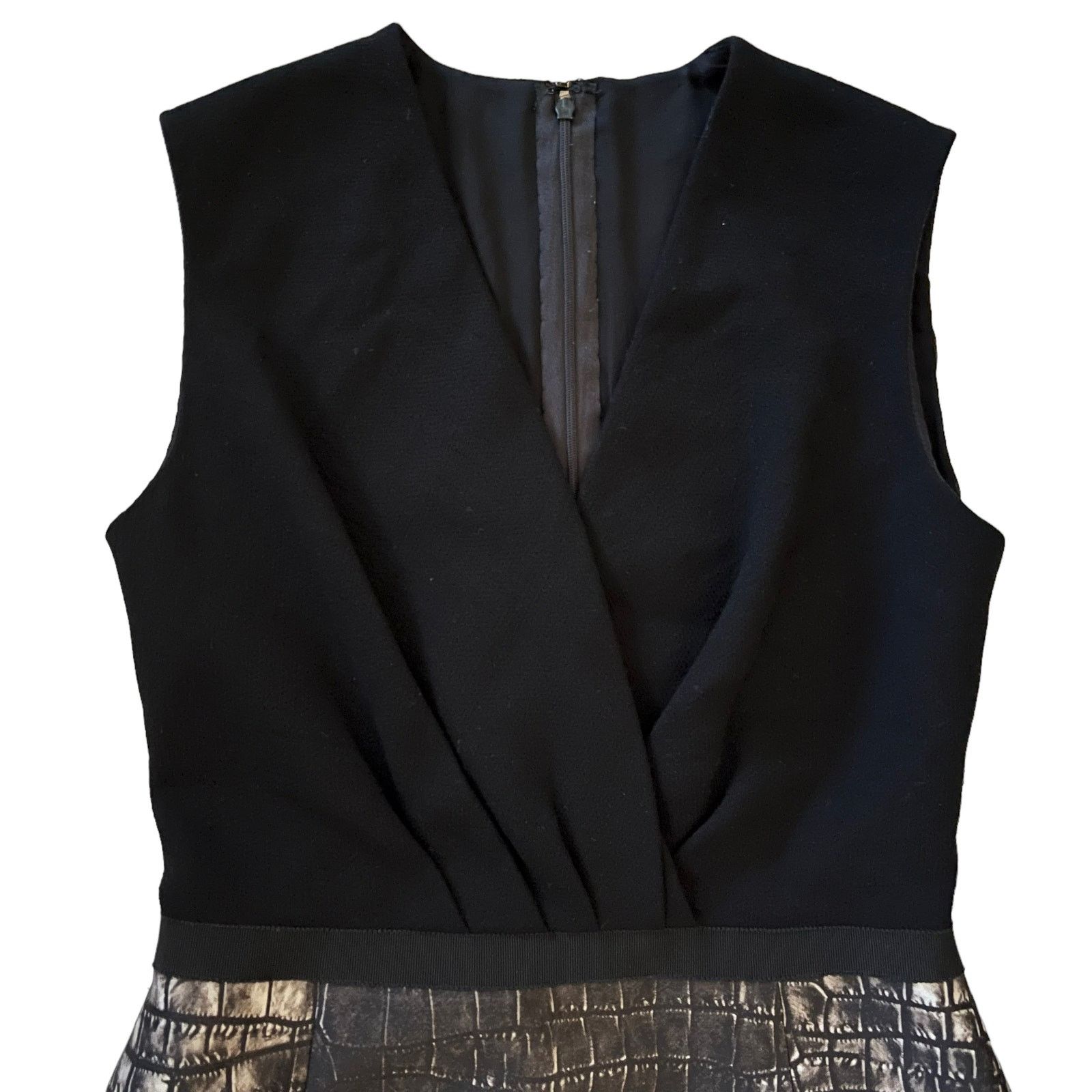 Giambattista Valli Giambattista Valli Black Surplice Crocodile Print Dress Size XS / US 0-2 / IT 36-38 - 8 Thumbnail