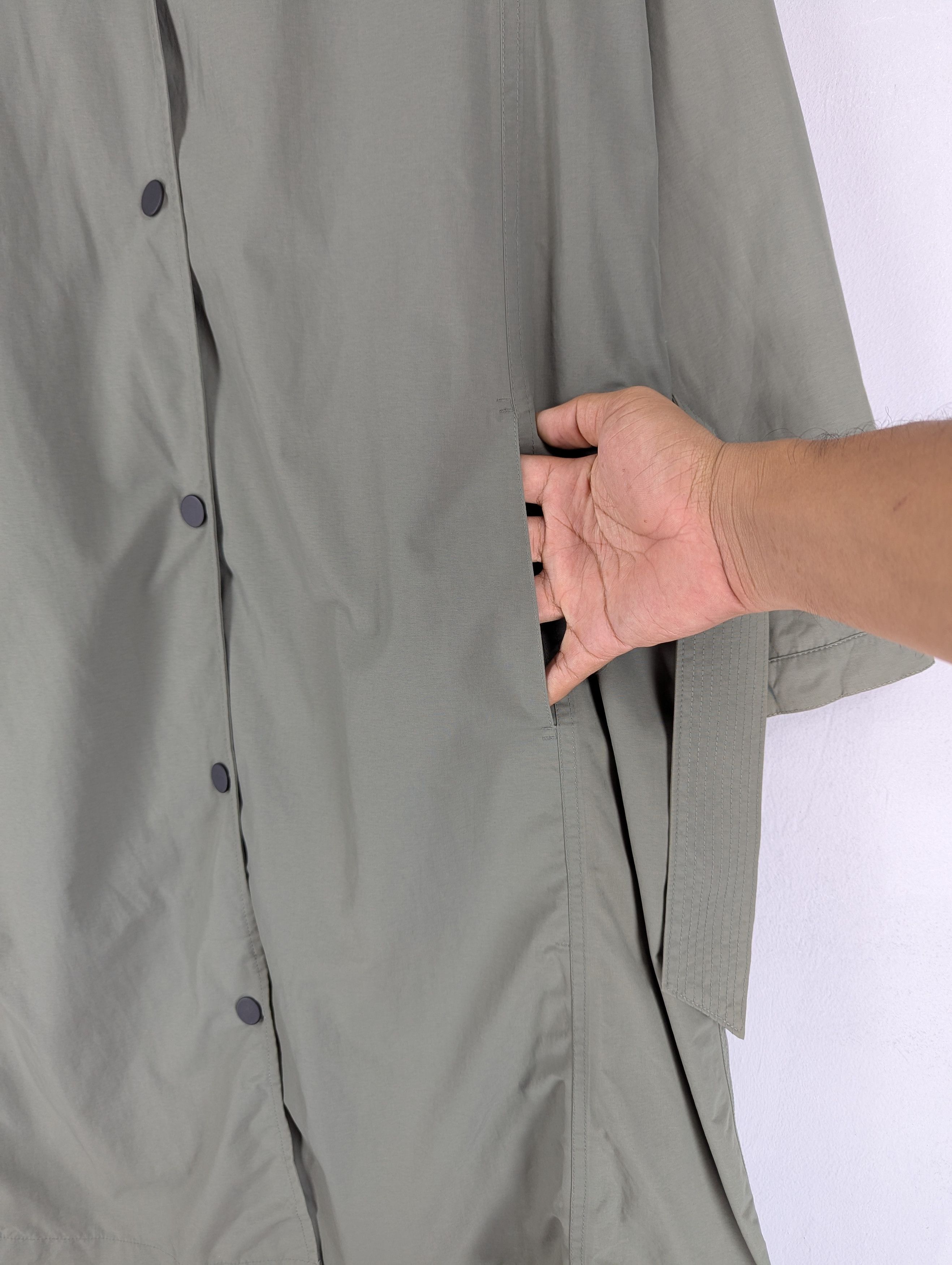Christophe Lemaire Uniqlo And Lemaire Waterproof Trenchcoat Jacket Size US M / EU 48-50 / 2 - 6 Thumbnail