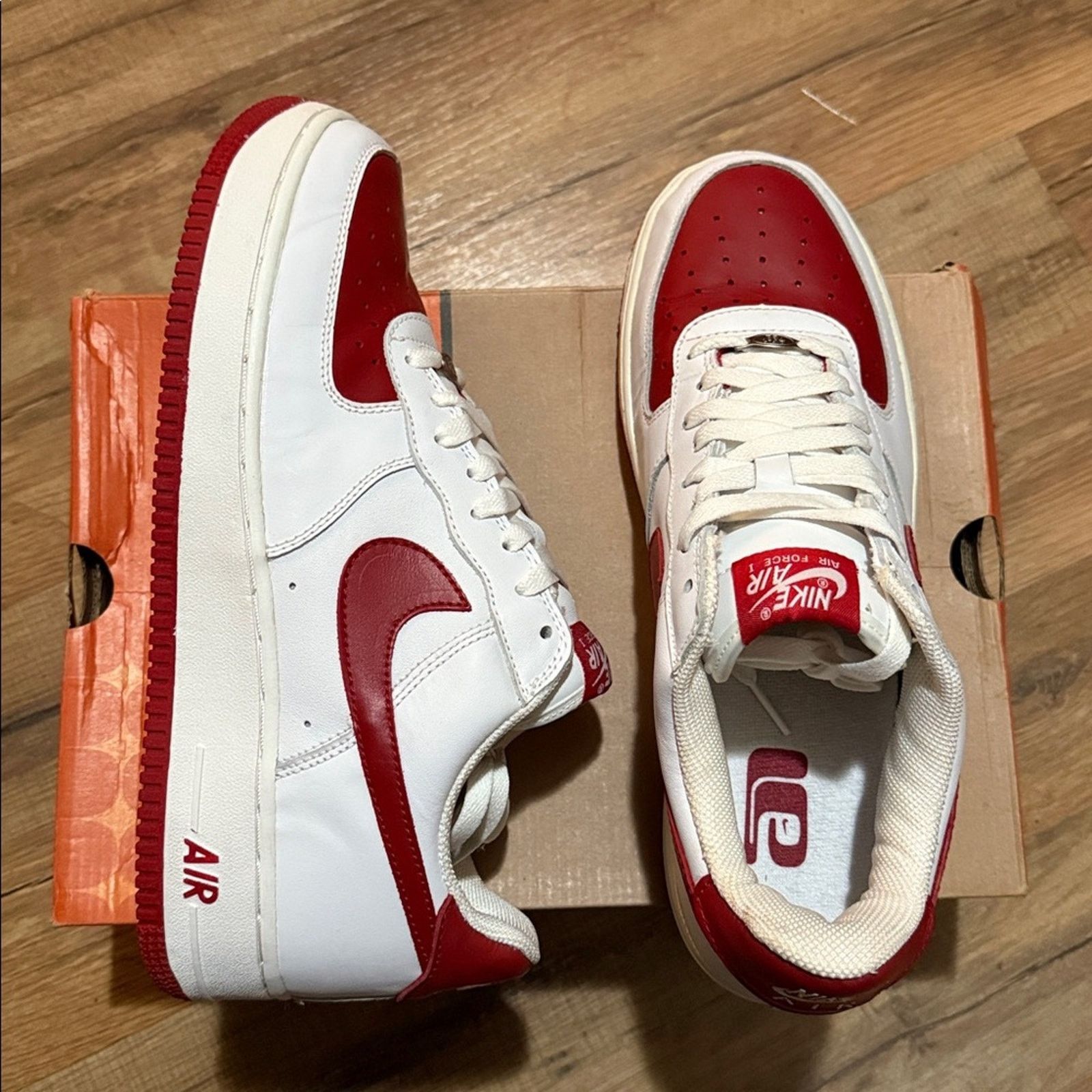Nike 2003 Nike Air Force 1 'White Varsity Red' Size US 10.5 / EU 43-44 - 2 Thumbnail