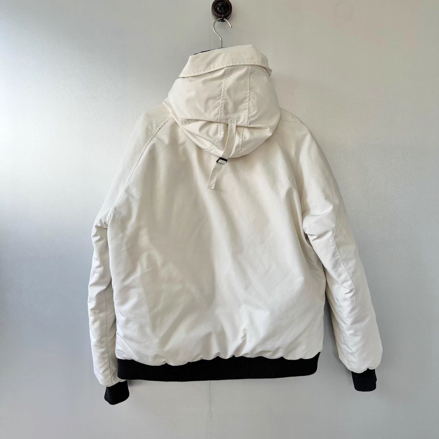 Canada Goose Canada Goose Chilliwack Bomber Jacket White XL Size US XL / EU 56 / 4 - 2 Thumbnail