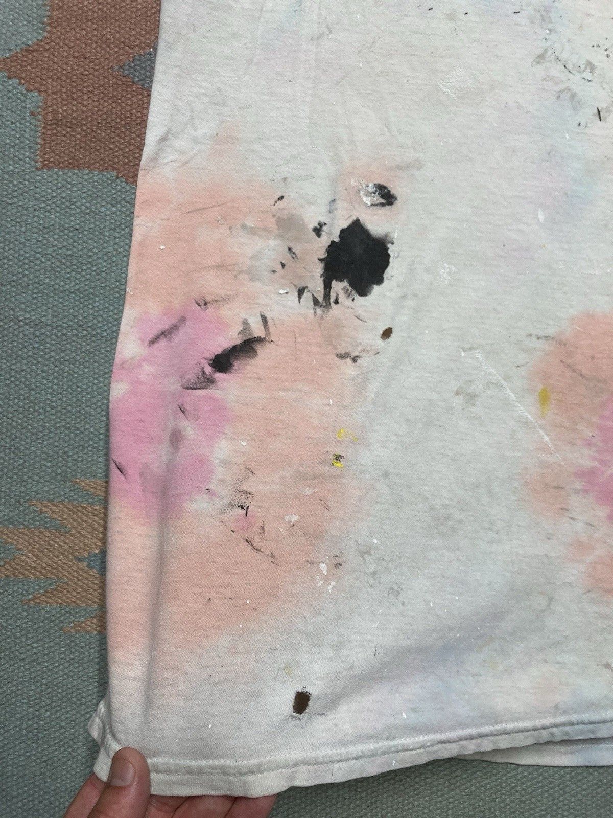 Hanes Hanes tie dye t shirt soft cotton paint distress worn thin L Size US L / EU 52-54 / 3 - 2 Thumbnail