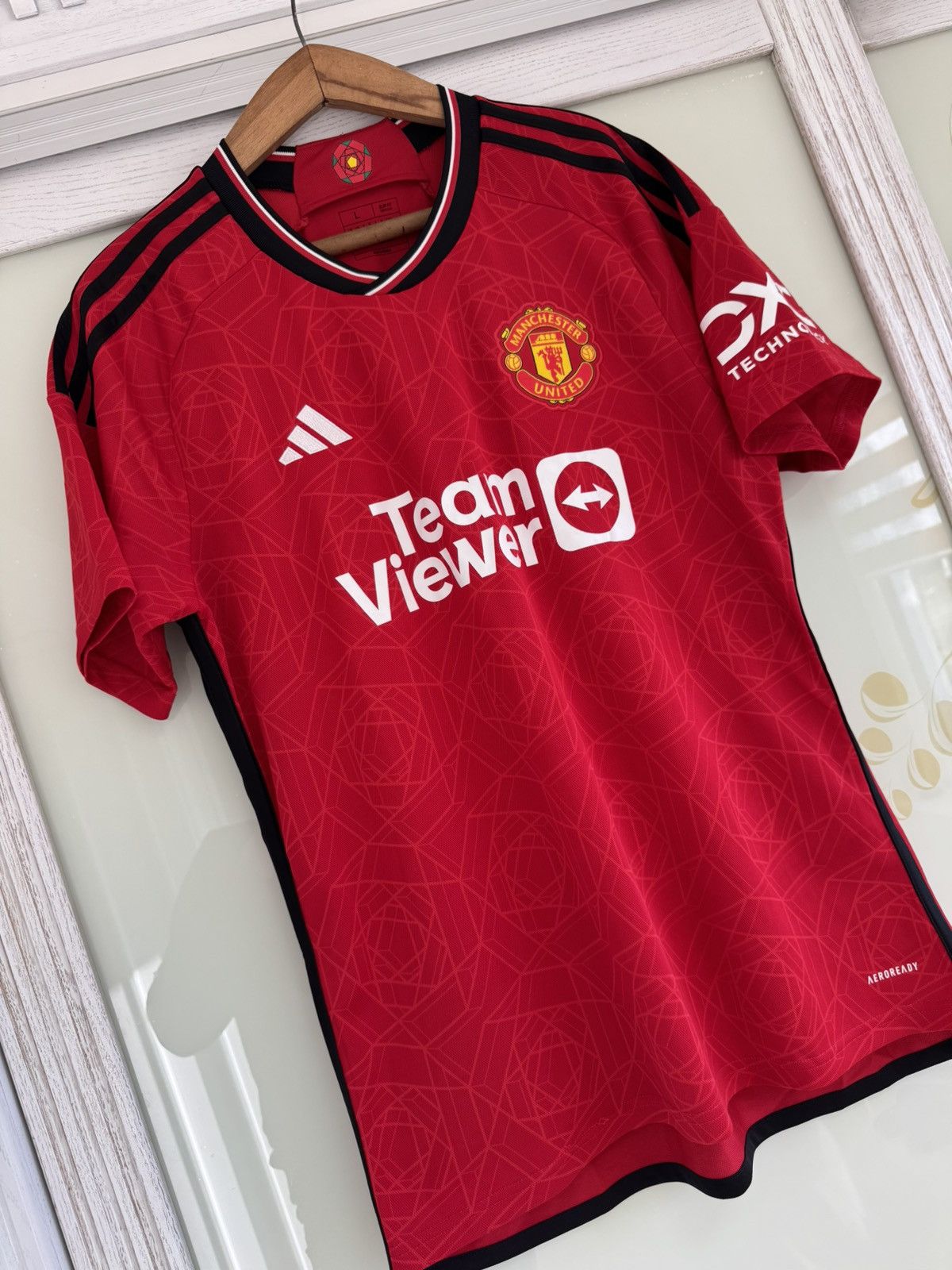Adidas Manchester United 2023-2024 Home Soccer Jersey Football Kit Size US L / EU 52-54 / 3 - 4 Thumbnail