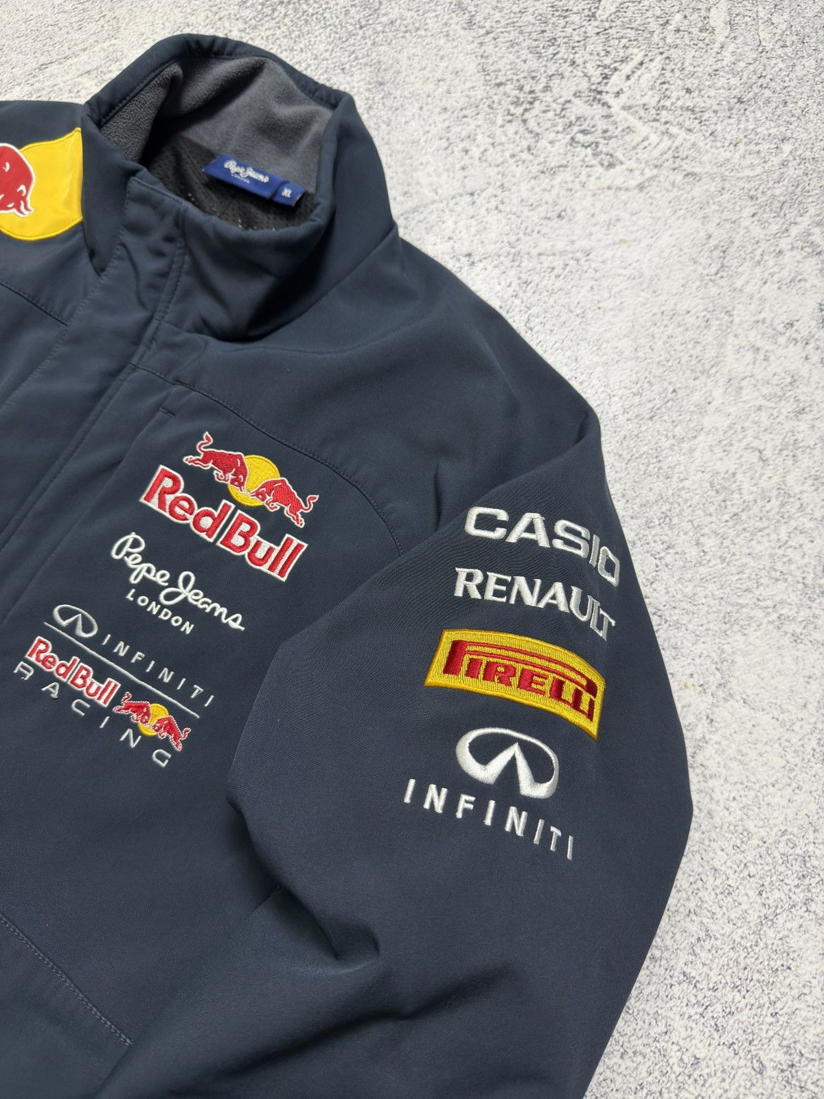 Pepe Jeans Vintage Red Bull Racing F1 Team Softshell Jacket Pepe Jeans Size US XL / EU 56 / 4 - 6 Thumbnail