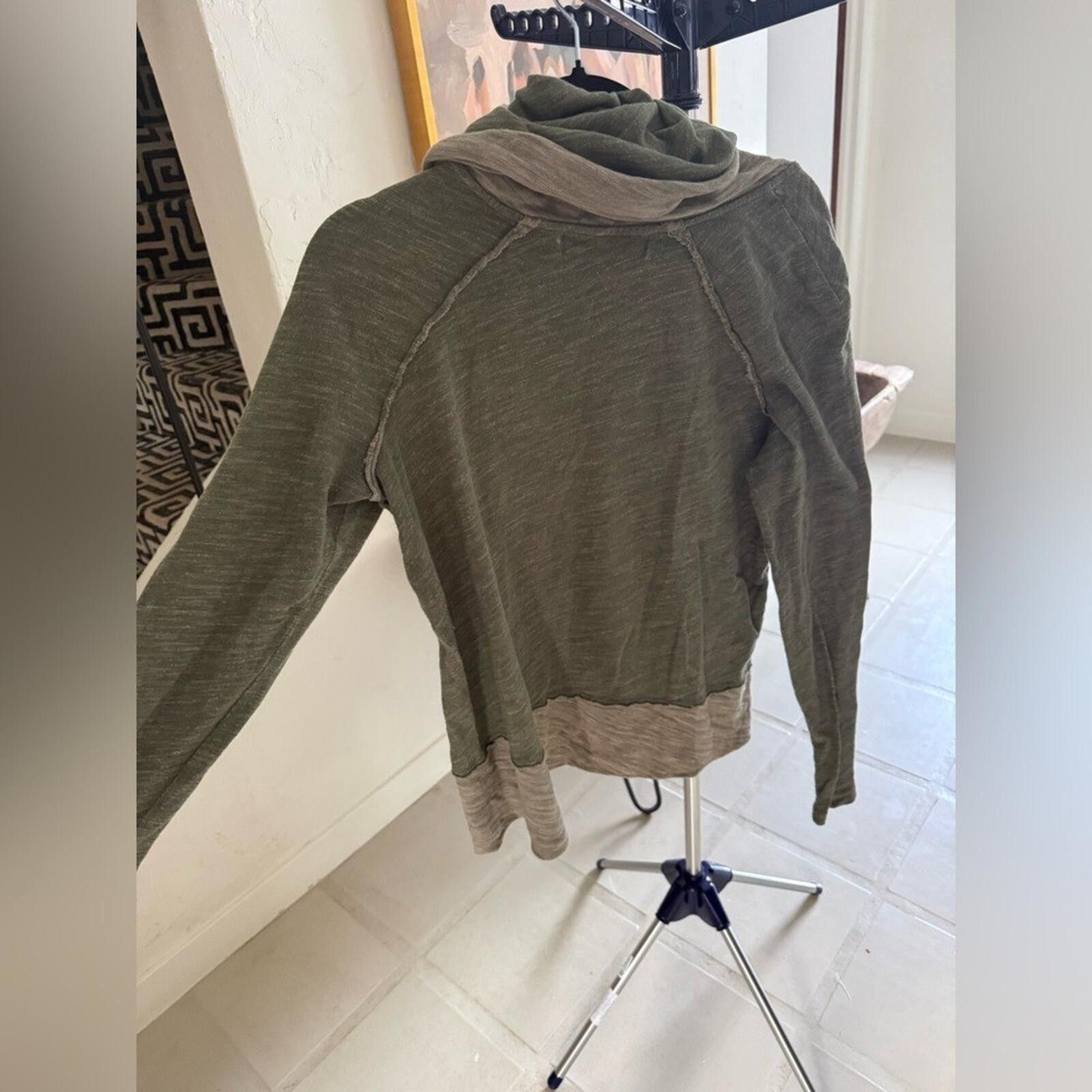 Free People Free People Beach Cocoon Cowl Pullover Two Body M/L Green Size M / US 6-8 / IT 42-44 - 4 Thumbnail