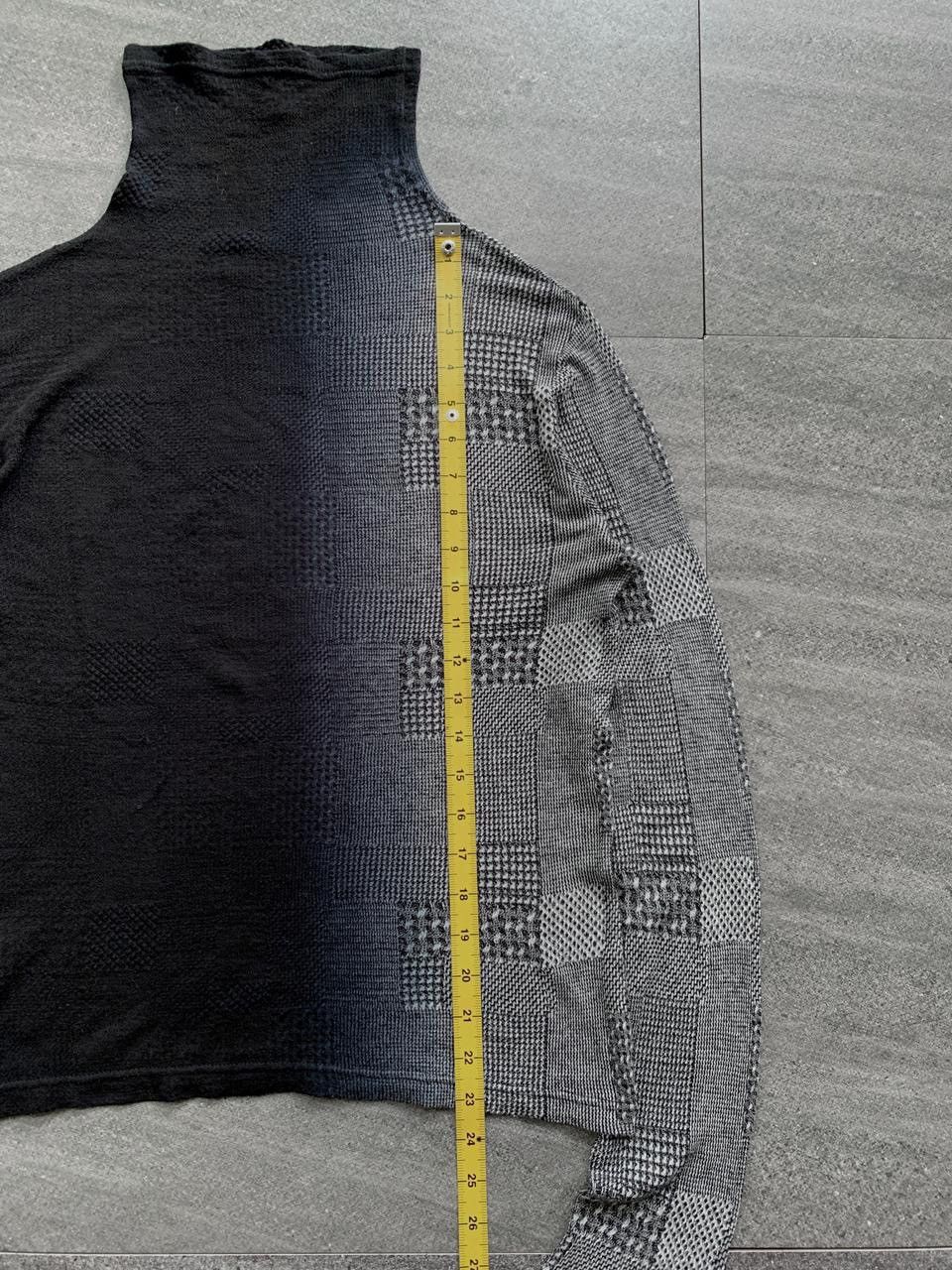 Yohji Yamamoto Gradient Patterned Ls Top Size US M / EU 48-50 / 2 - 10 Thumbnail