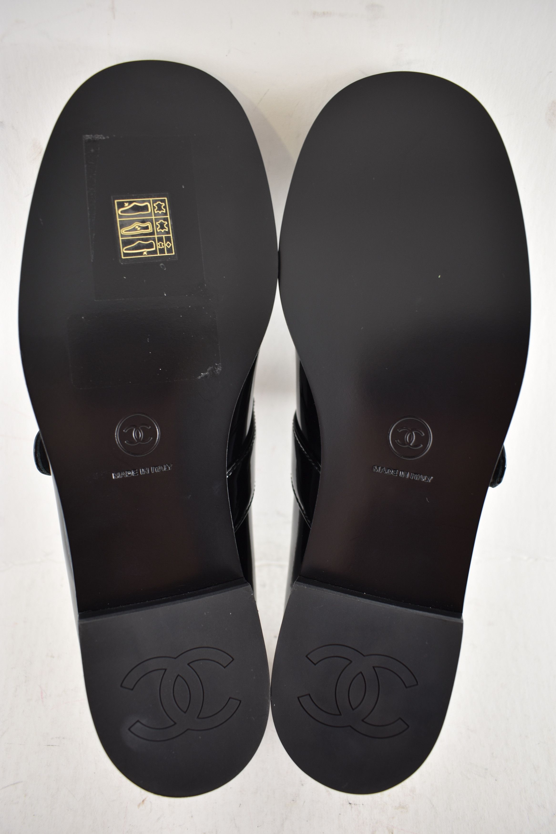 Chanel Chanel Patent Turnlock CC Mary Jane Ballet Loafer Flat 36 Size US 6 / IT 36 - 18 Thumbnail