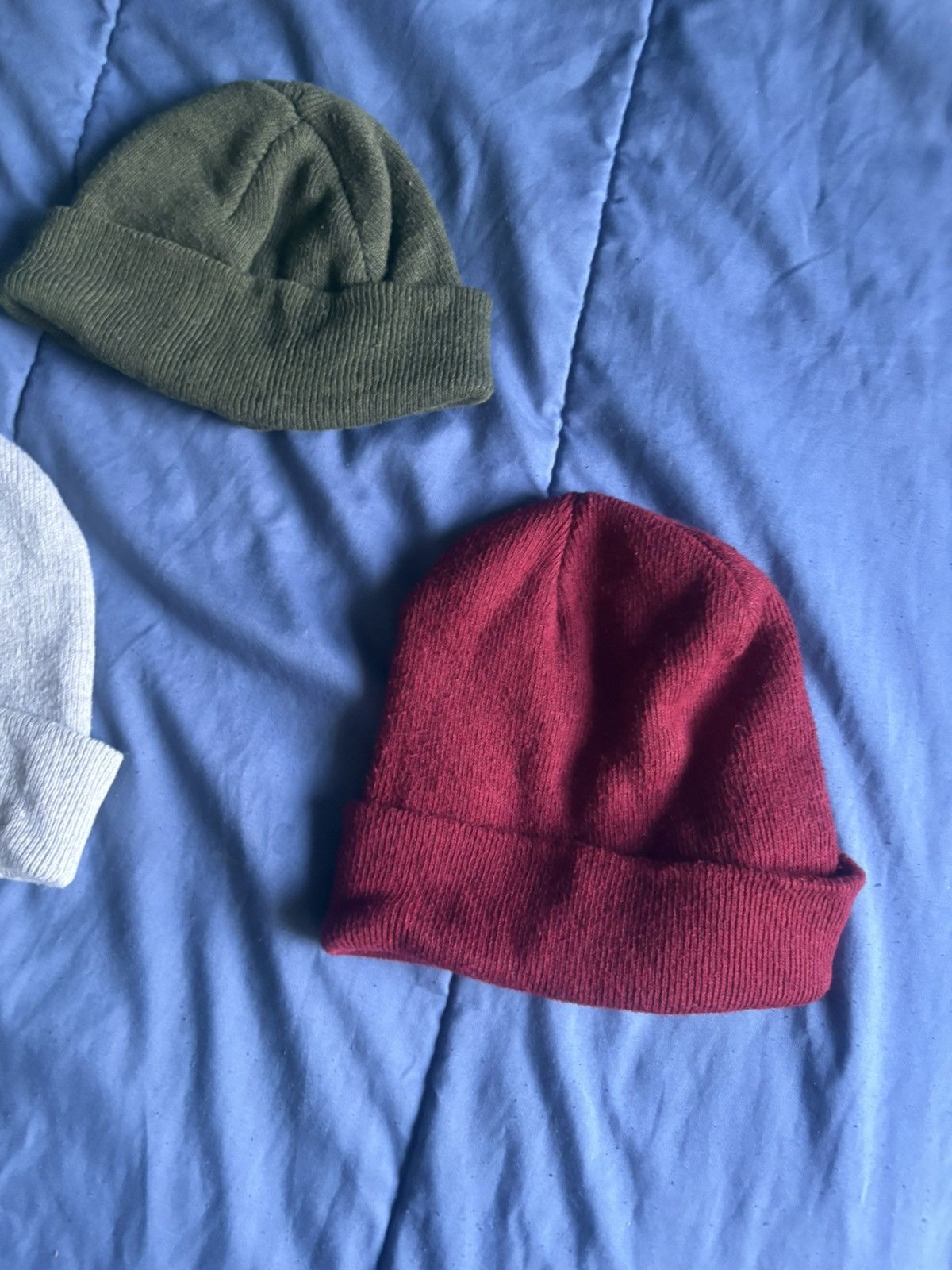 Other Gray Olive Red Beanie Hat Casual One Size Set of 3 Size ONE SIZE - 6 Thumbnail