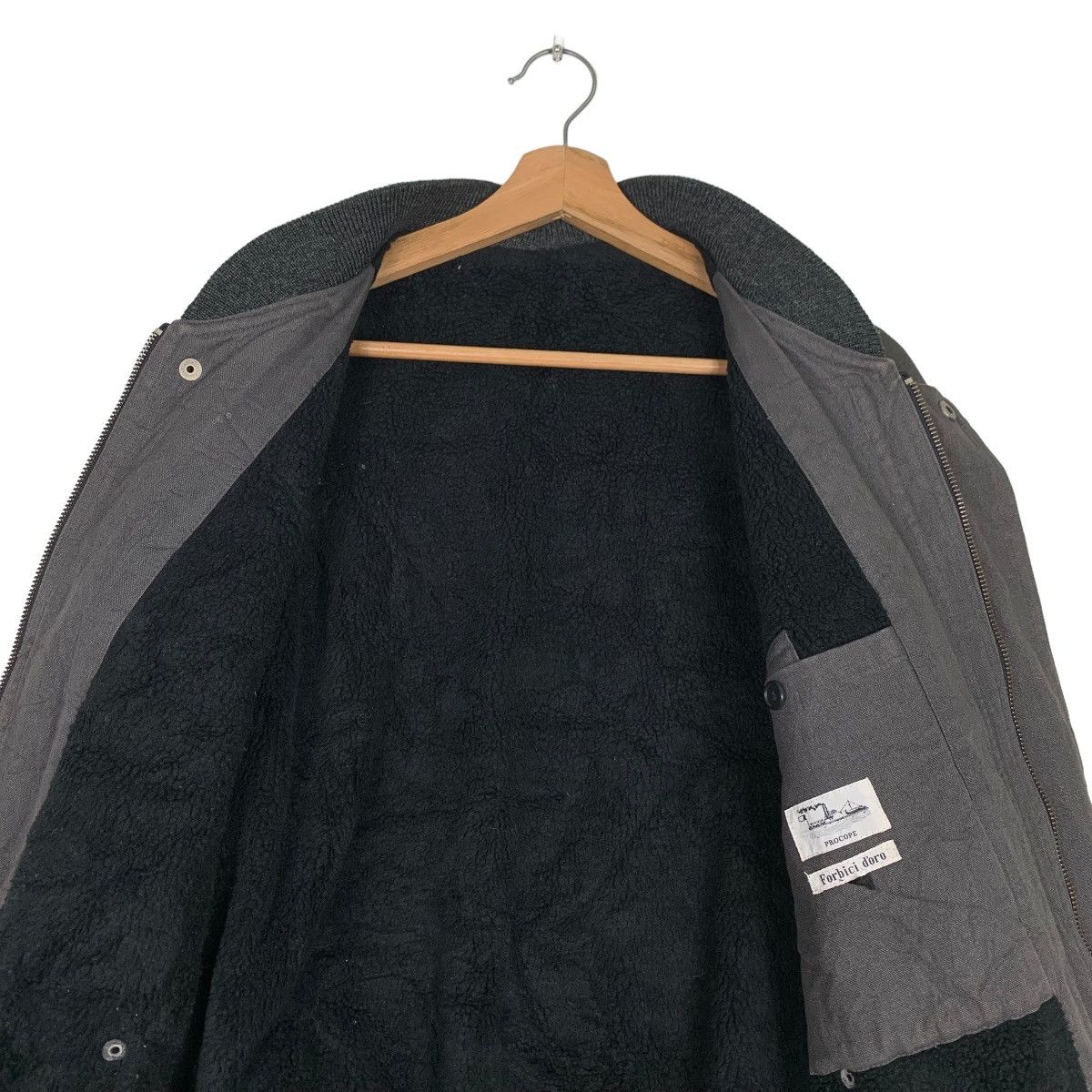 Vintage FORBICI D’ORO HOMME Big Logo Sherpa Bomber Jacket #0523-C24 Size US M / EU 48-50 / 2 - 12 Thumbnail
