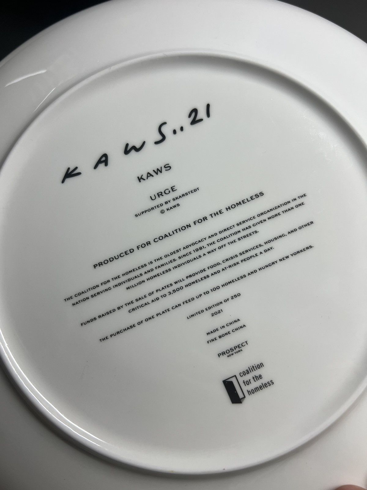 Kaws Kaws plate Limited of 250 Size ONE SIZE - 3 Thumbnail
