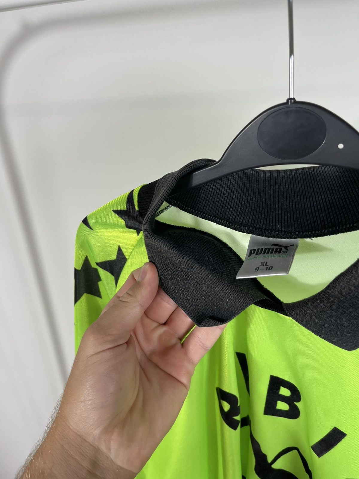 Puma Vintage Puma Goalkeeper Jersey #1 Neon Green – Size XL Size US XL / EU 56 / 4 - 6 Thumbnail