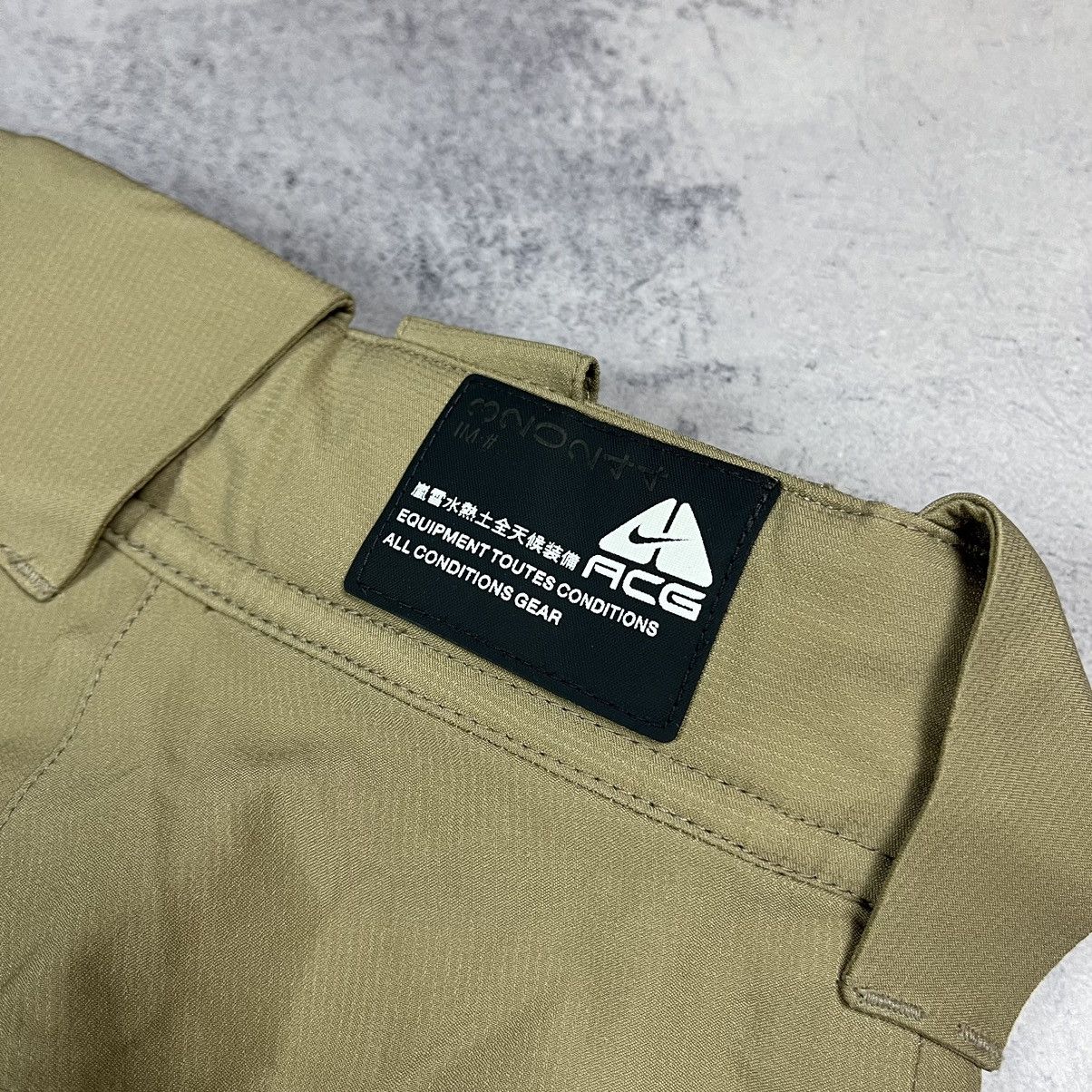 Nike ACG Vintage Nike ACG rare ski storm fit snowboard pants 00’s Size 32" / US 10 / IT 46 - 15 Thumbnail