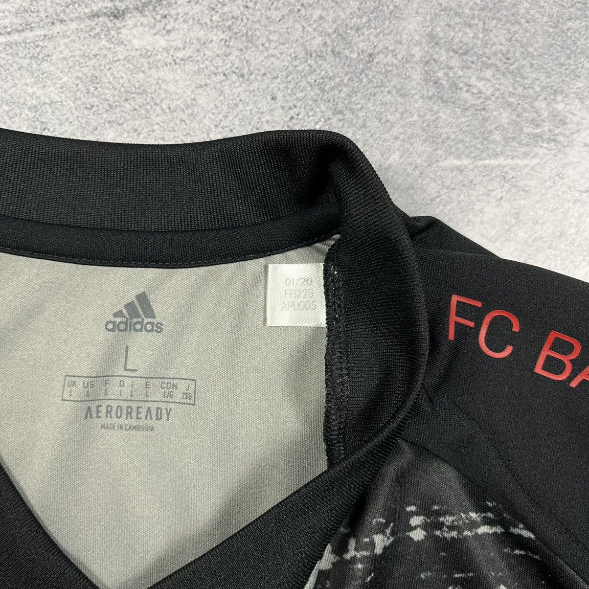 Adidas Adidas Bayern Munich Pre-Match Soccer Jersey+Shorts 20/21 Size US L / EU 52-54 / 3 - 7 Thumbnail