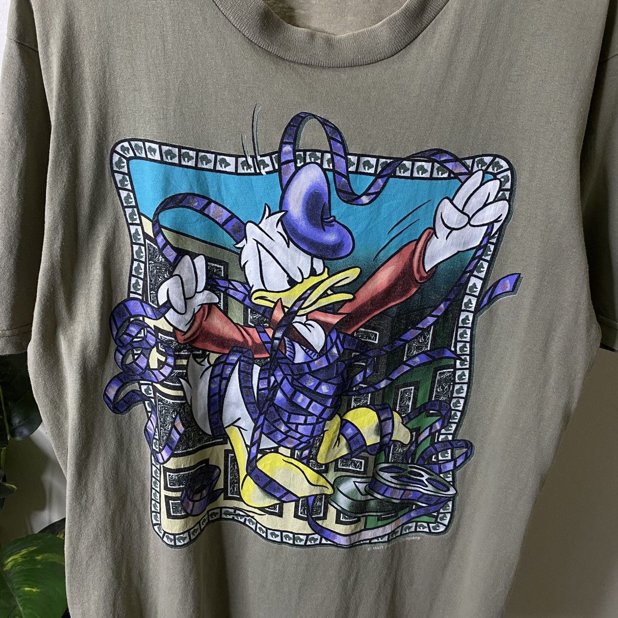 Disney Vintage 1990s Walt Disney Company Donald Duck Faded Olive T Size US L / EU 52-54 / 3 - 2 Thumbnail