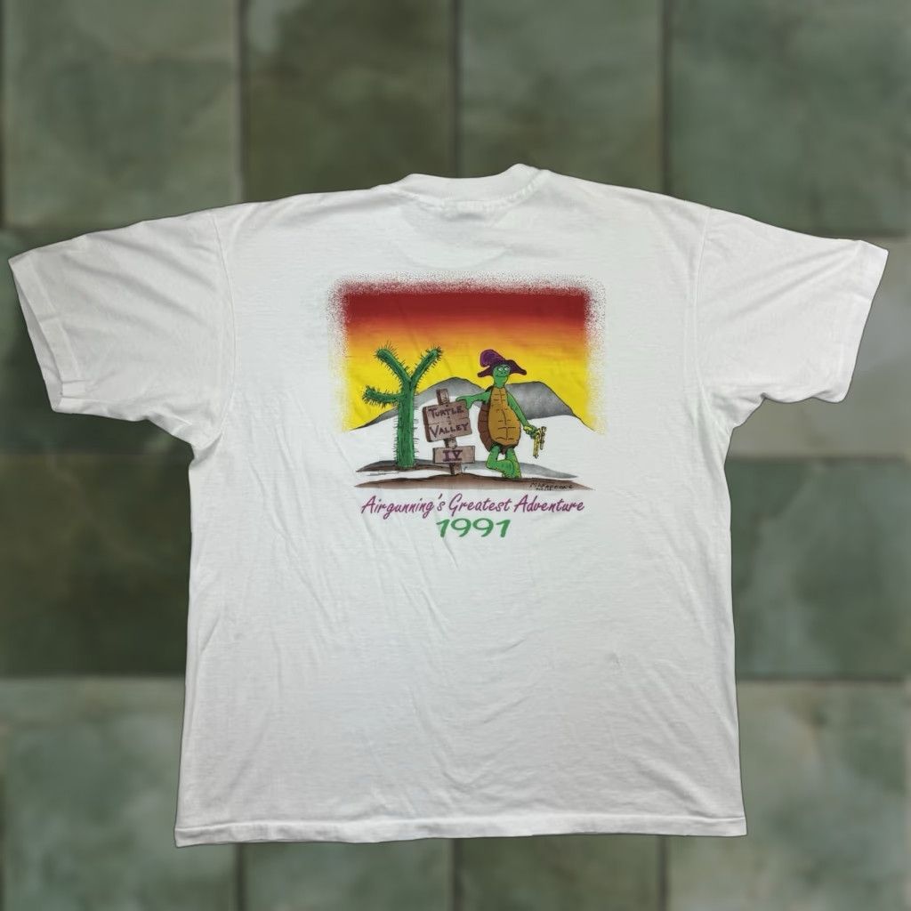 Hanes VINTAGE Hanes 90s Gun And Brunch Club T-Shirt Men XL White Solid Crew Neck Short Sleeve Adult Size US XL / EU 56 / 4 - 1 Thumbnail
