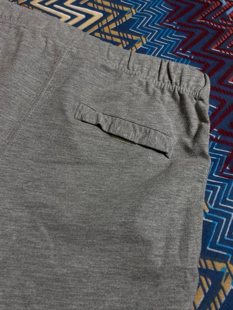 Nike shorts gray streetwear logo Nike Vintage Y2K size S Size US 30 / EU 46 - 21 Thumbnail
