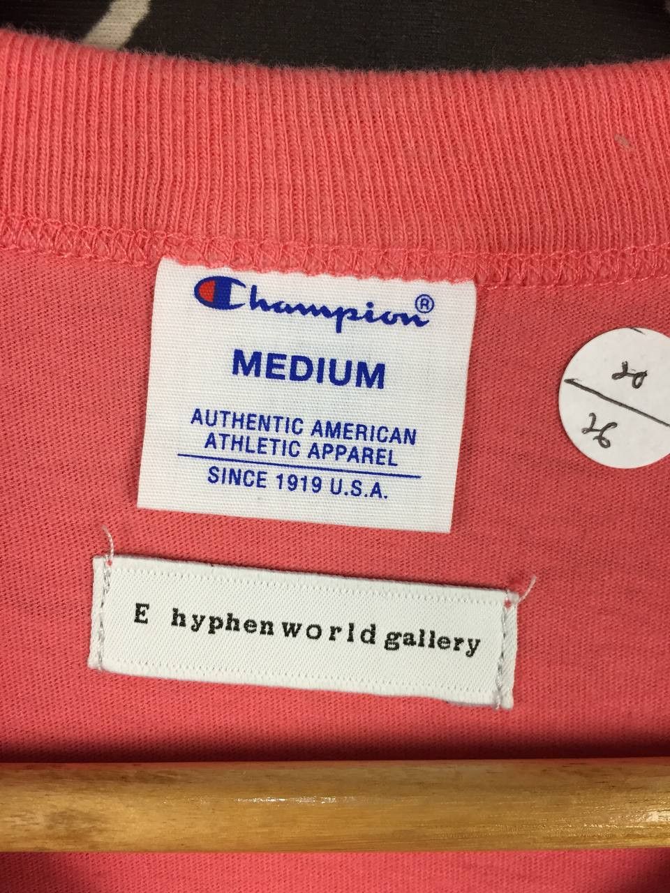Champion Vtg Champion X E Hyphen World Gallery Minimalist Pocket Tee Size US M / EU 48-50 / 2 - 17 Thumbnail