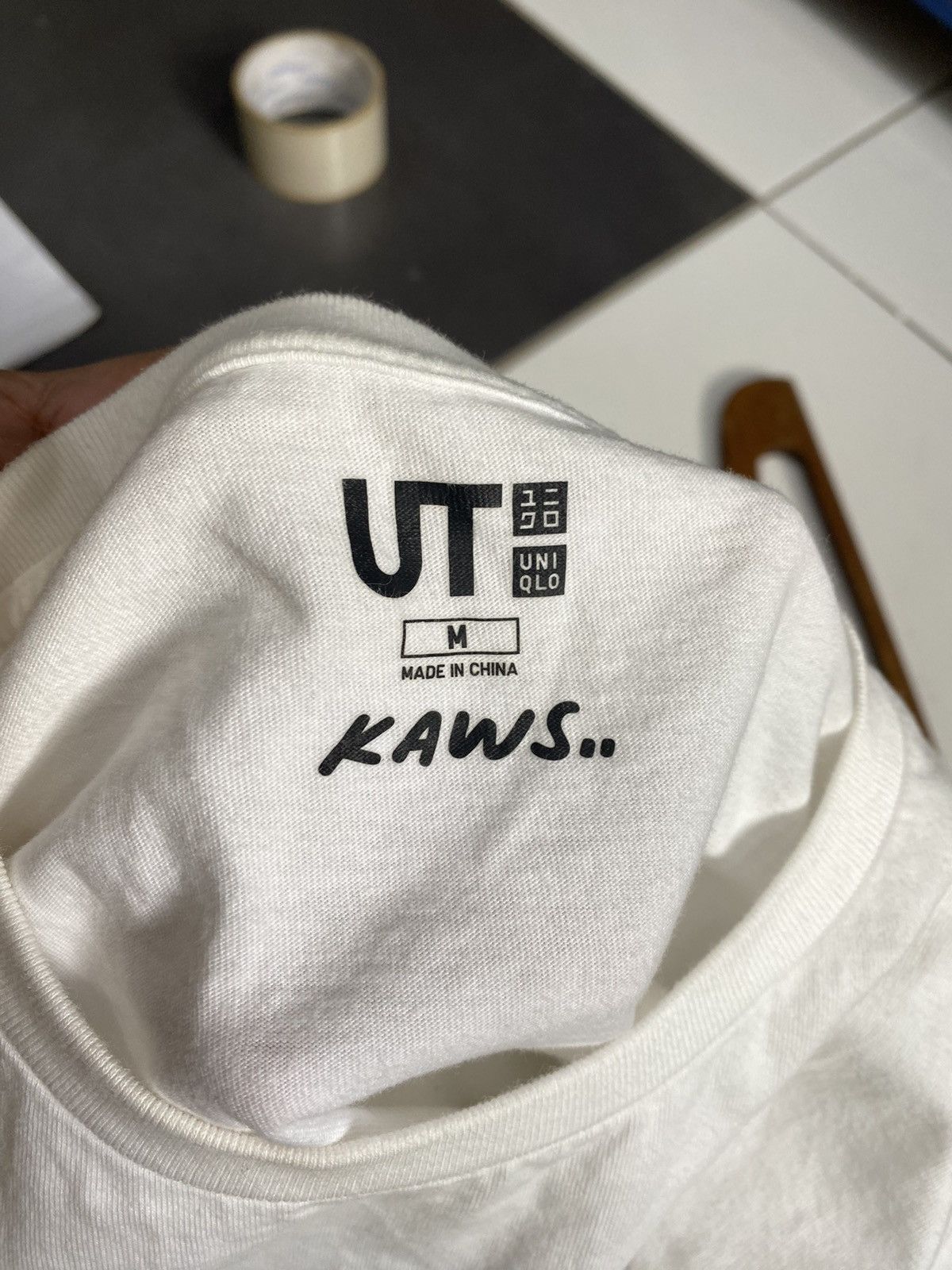 Kaws × Uniqlo KAWS X UNIQLO TSHIRT Size US M / EU 48-50 / 2 - 8 Thumbnail