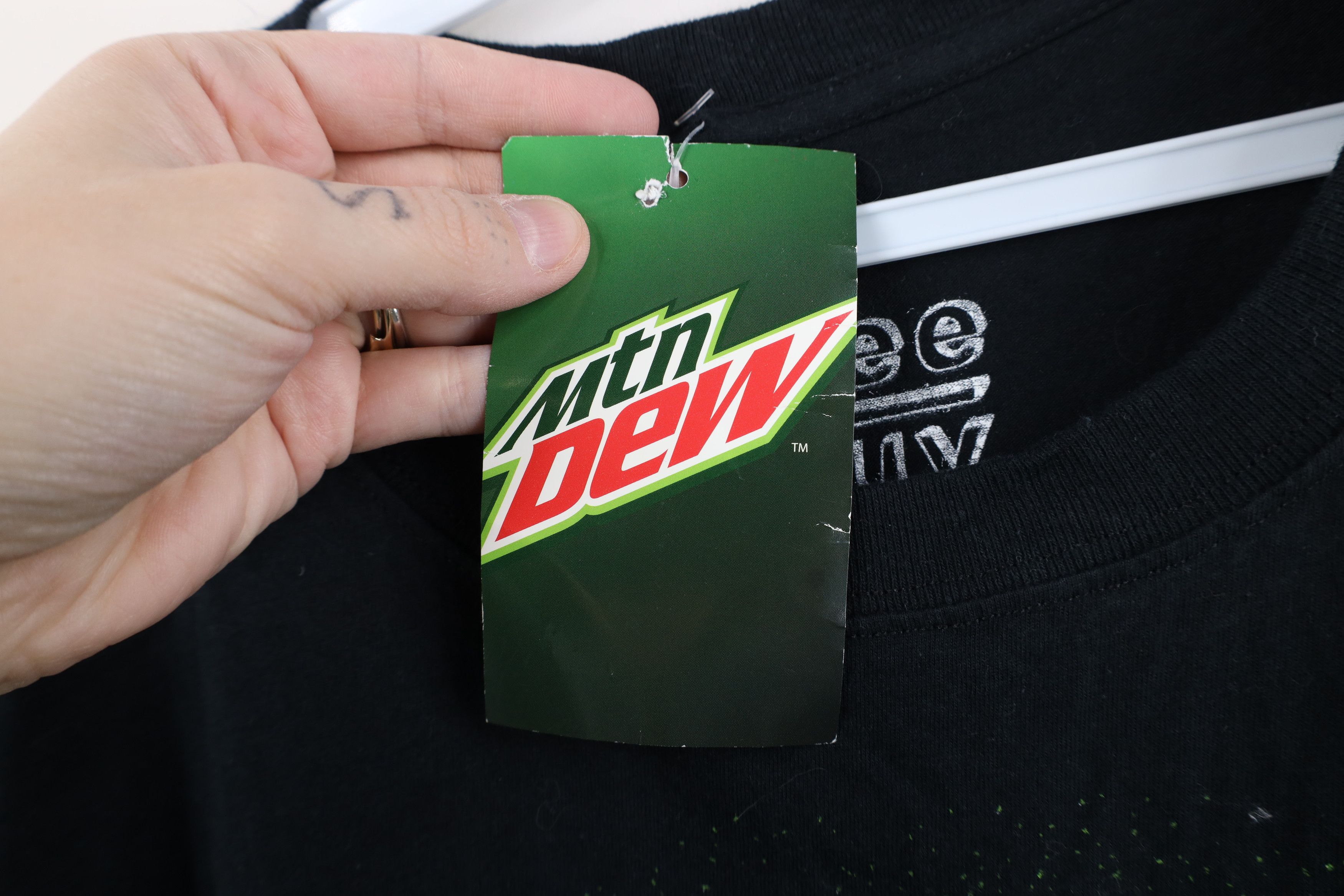 Vintage Deadstock Vintage Y2K Mountain Dew Skull Motorcycle T-Shirt Size US XXL / EU 58 / 5 - 8 Thumbnail