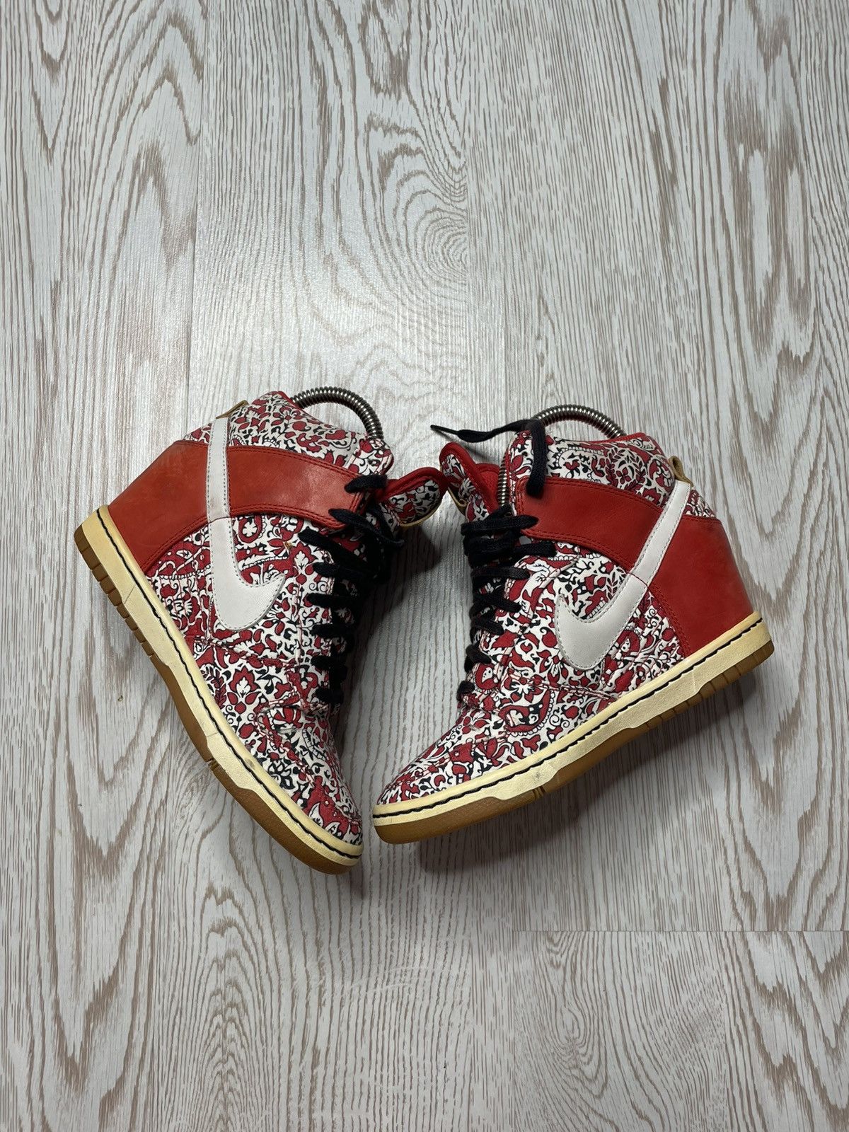 Vintage Nike Dunk Sky Hi Shoes Liberty of London Red Womens size 6 Size US 6 / IT 36 - 5 Thumbnail