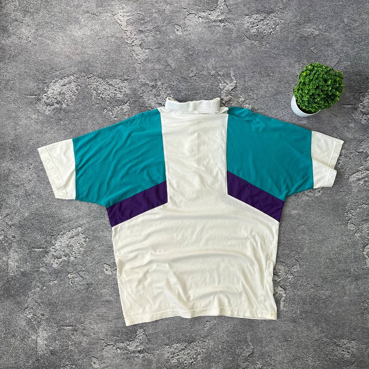 Puma Very Vintage 90s Puma Center Logo T-Shirt Y2K.Size XL Size US XL / EU 56 / 4 - 3 Thumbnail