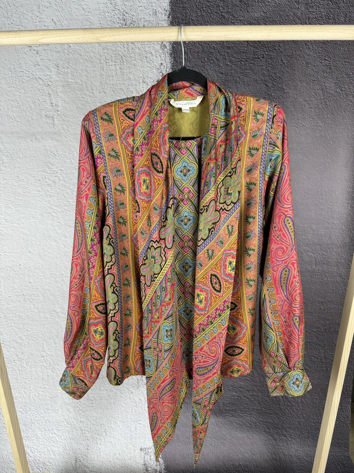image of Made In USA x Oscar De La Renta Vintage 90's Paisley Multicolor Silk Blouse, Women's (Size Medium)