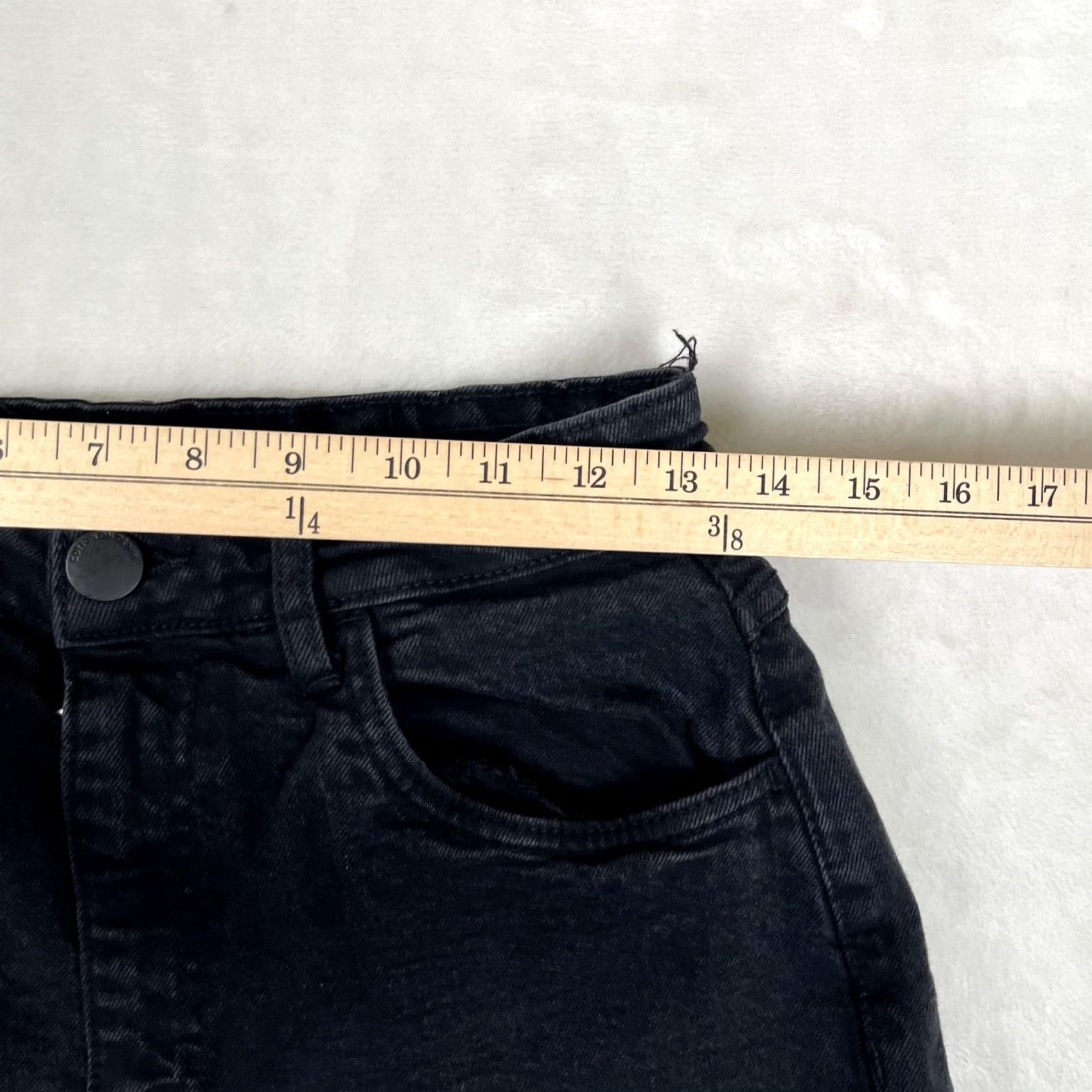 Cotton On Cotton On Shorts Womens 6 Black High Rise Mom Denim Cuffed Stretch Casual Size 28" / US 6 / IT 42 - 3 Thumbnail