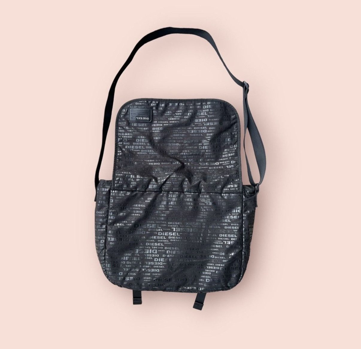 Diesel DIESEL SPELLS MONOGRAM LAPTOP PADDED CROSSBODY MESSENGER BAG Size ONE SIZE - 9 Thumbnail