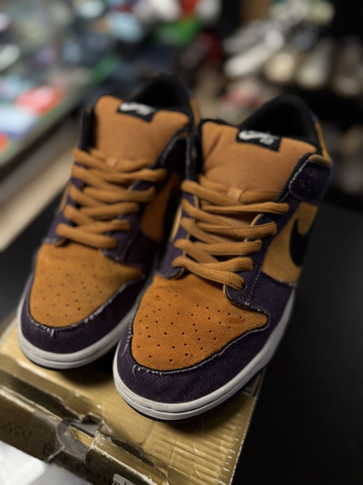 Nike Nike SB Dunk Low Pro Goofy Boy 2009 - Size 11 Size US 11 / EU 44 - 5 Thumbnail