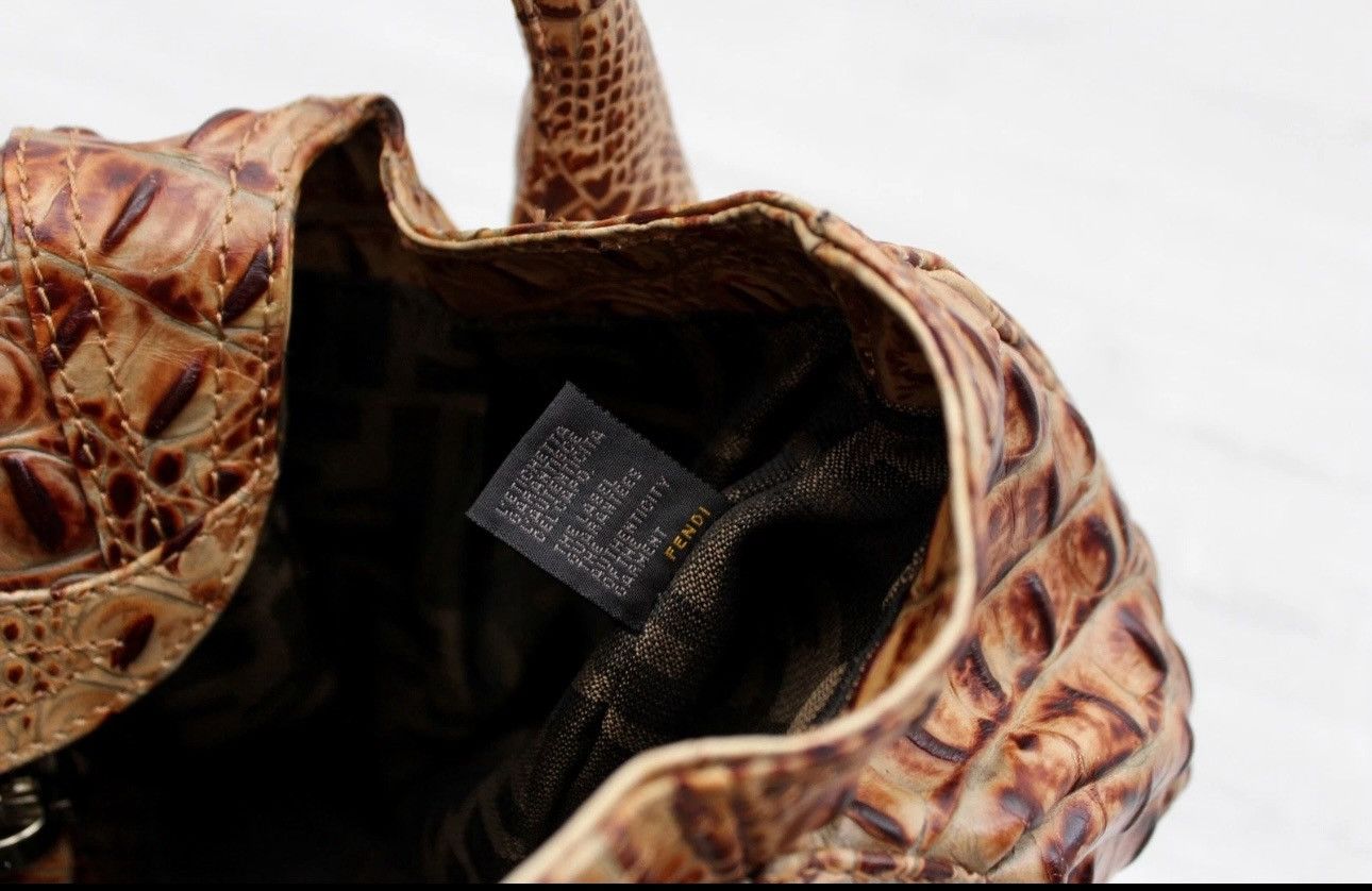 Fendi Vintage FENDI ALLIGATOR Spy Bag VERY RARE Size ONE SIZE - 17 Thumbnail