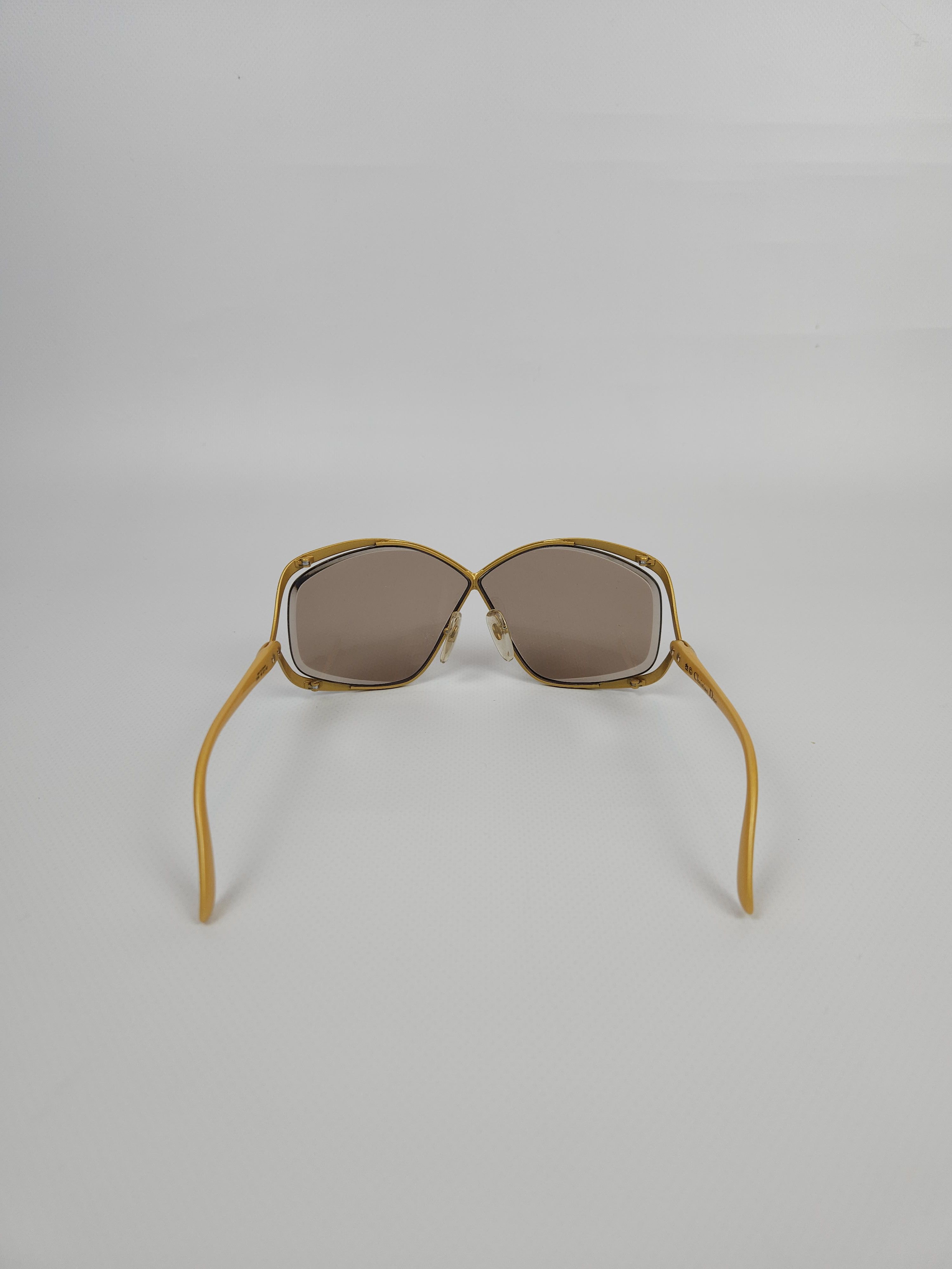 Dior Vintage 80s Dior 2056 40 butterfly sunglasses Size ONE SIZE - 4 Thumbnail