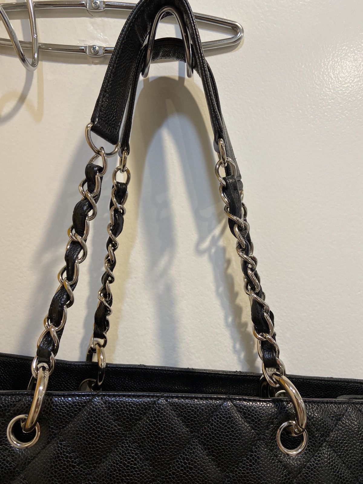 Chanel Black Cavier Quilted Chanel Tote Size ONE SIZE - 8 Thumbnail