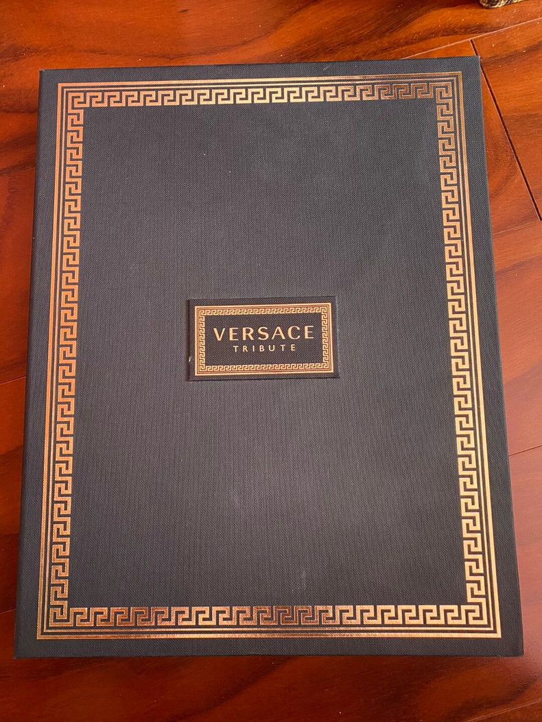 Versace Versace Tribute to the limited edition short sleeves Size M / US 6-8 / IT 42-44 - 5 Thumbnail