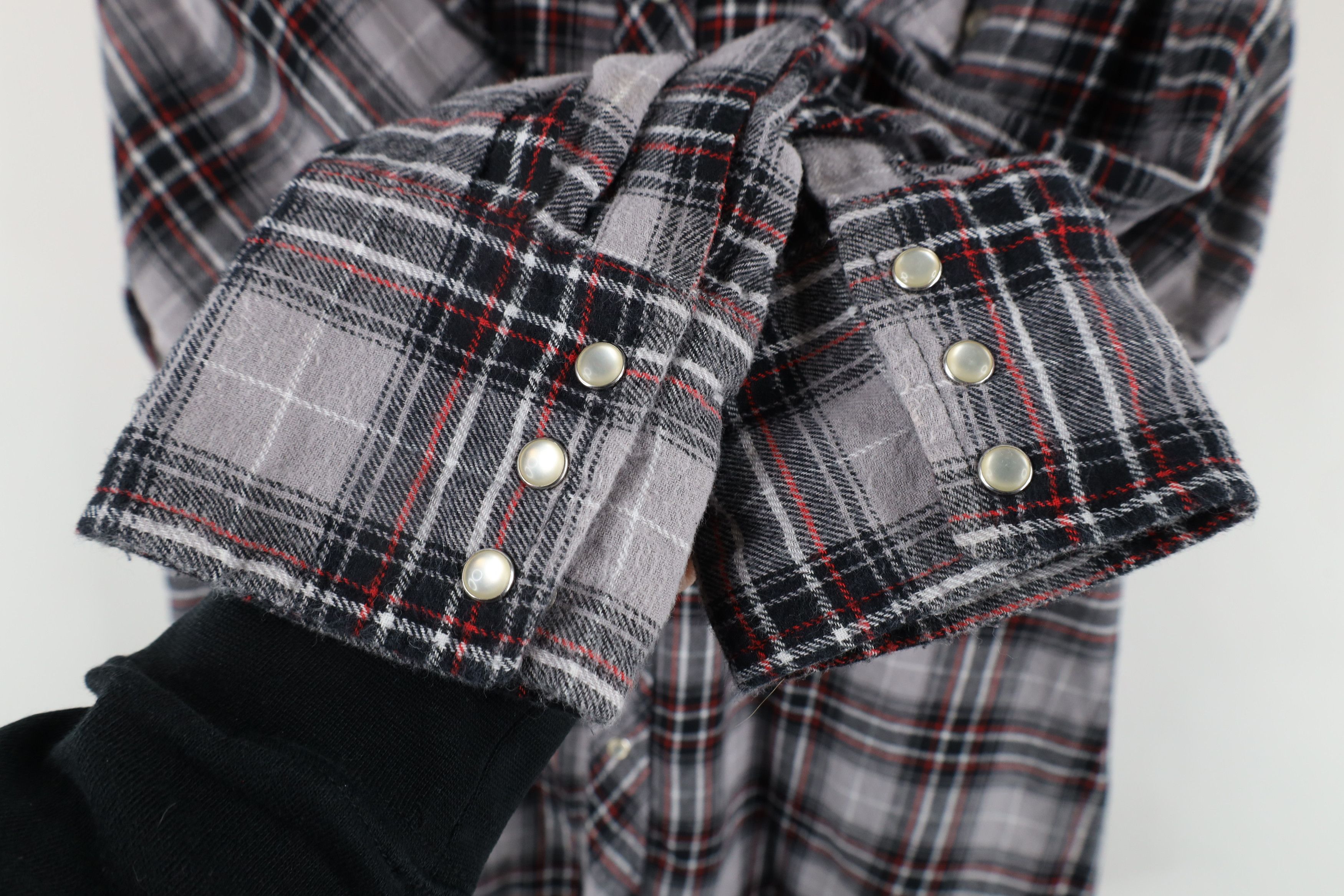 Vintage × Wrangler Vintage Wrangler Western Snap Button Collared Shirt Plaid Size US XL / EU 56 / 4 - 4 Thumbnail