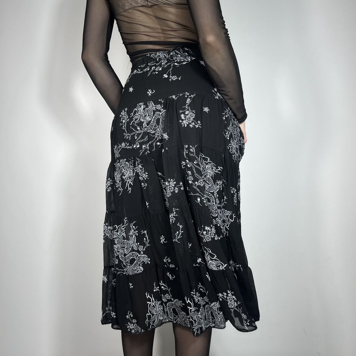 Japanese Brand Vintage Y2K Japanese Dragon Monogram Flared Midi Skirt Size 28" / US 6 / IT 42 - 4 Thumbnail
