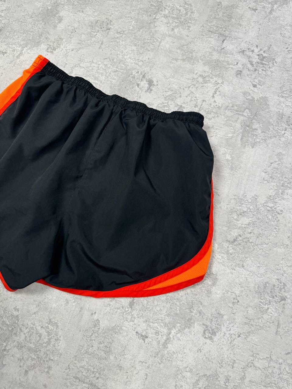 Nike Vintage Nike Running Shorts Size S Size US 30 / EU 46 - 6 Thumbnail