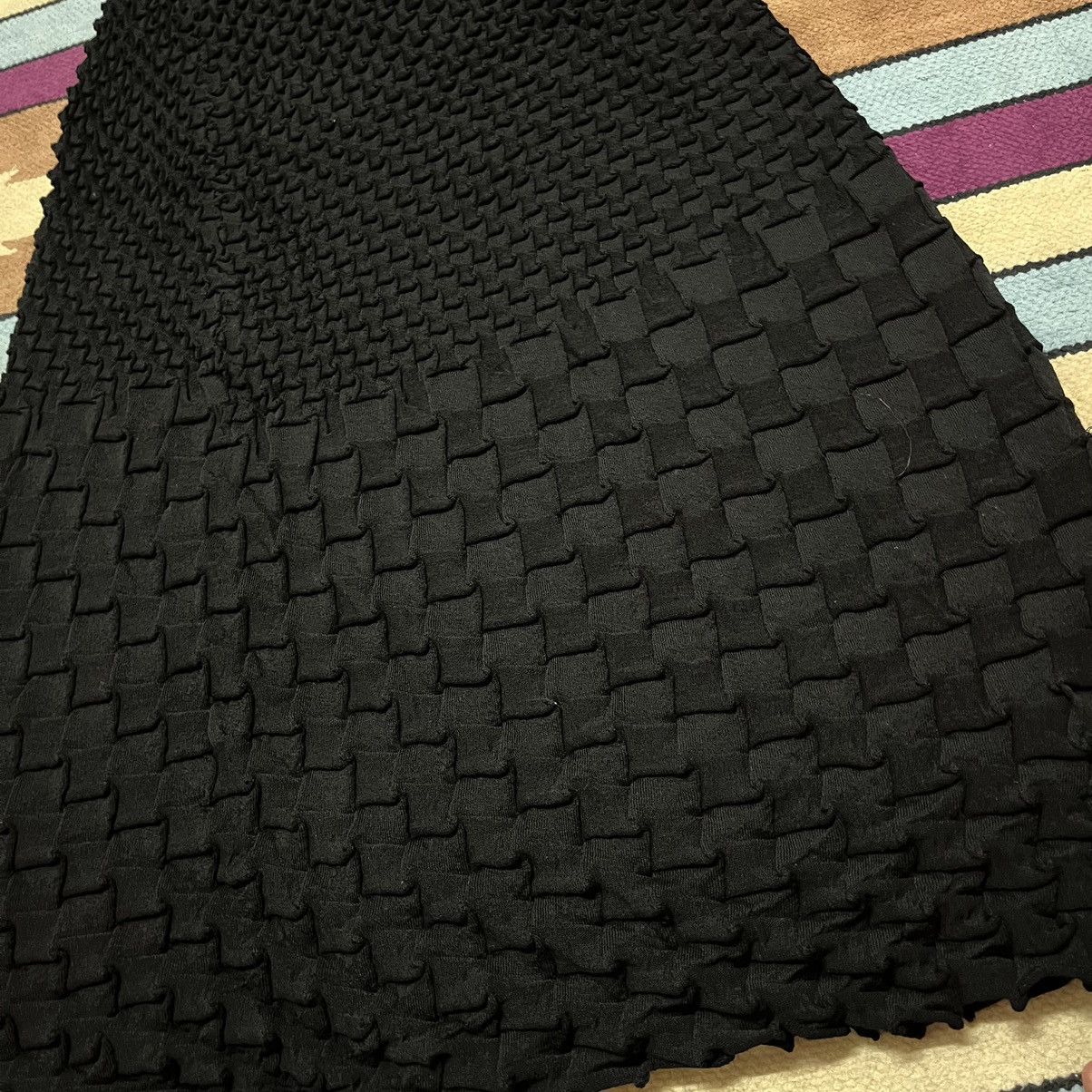 Issey Miyake × Japanese Brand × Vintage ISSEY MIYAKE FALL 2023 BEIGE SHELL KNIT WOOL MAXI DRESS Size XS / US 0-2 / IT 36-38 - 6 Thumbnail