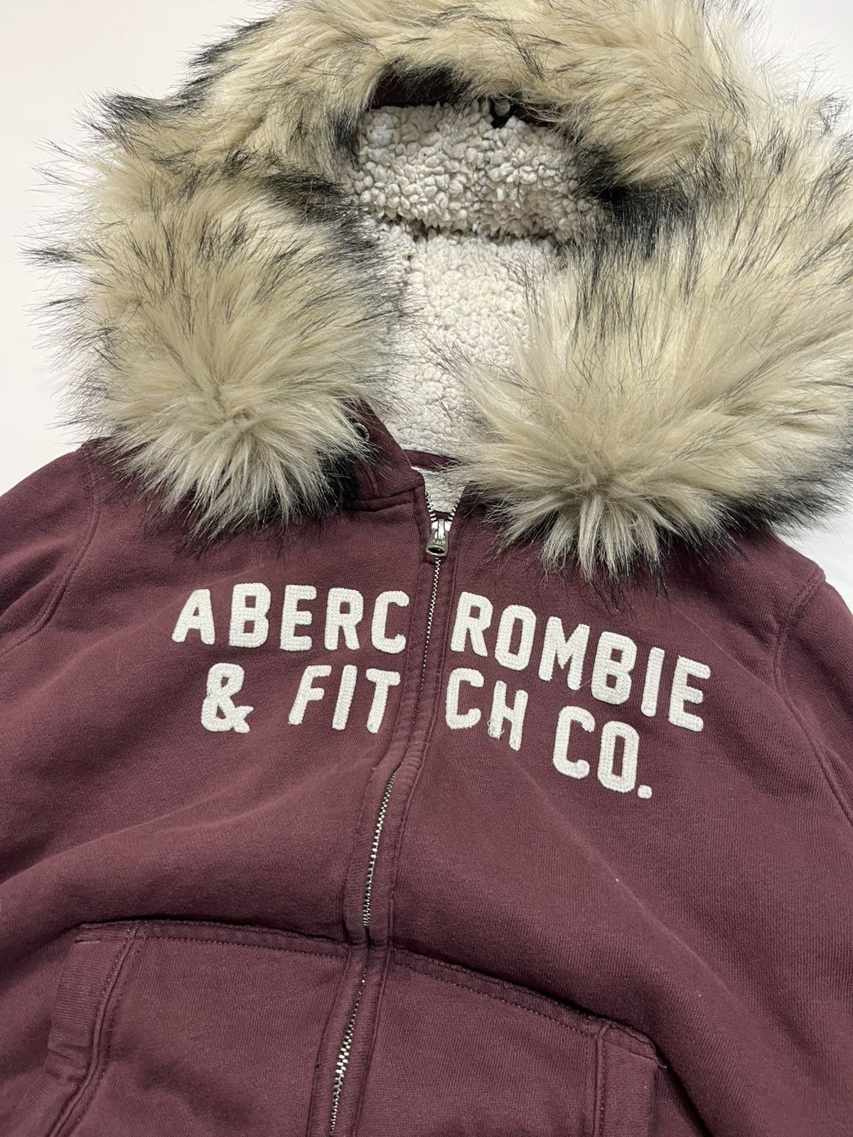 Abercrombie & Fitch Y2K Abercrombie FUR Fuzzy Vintage Distressed Hoodie Size L / US 10 / IT 46 - 2 Thumbnail