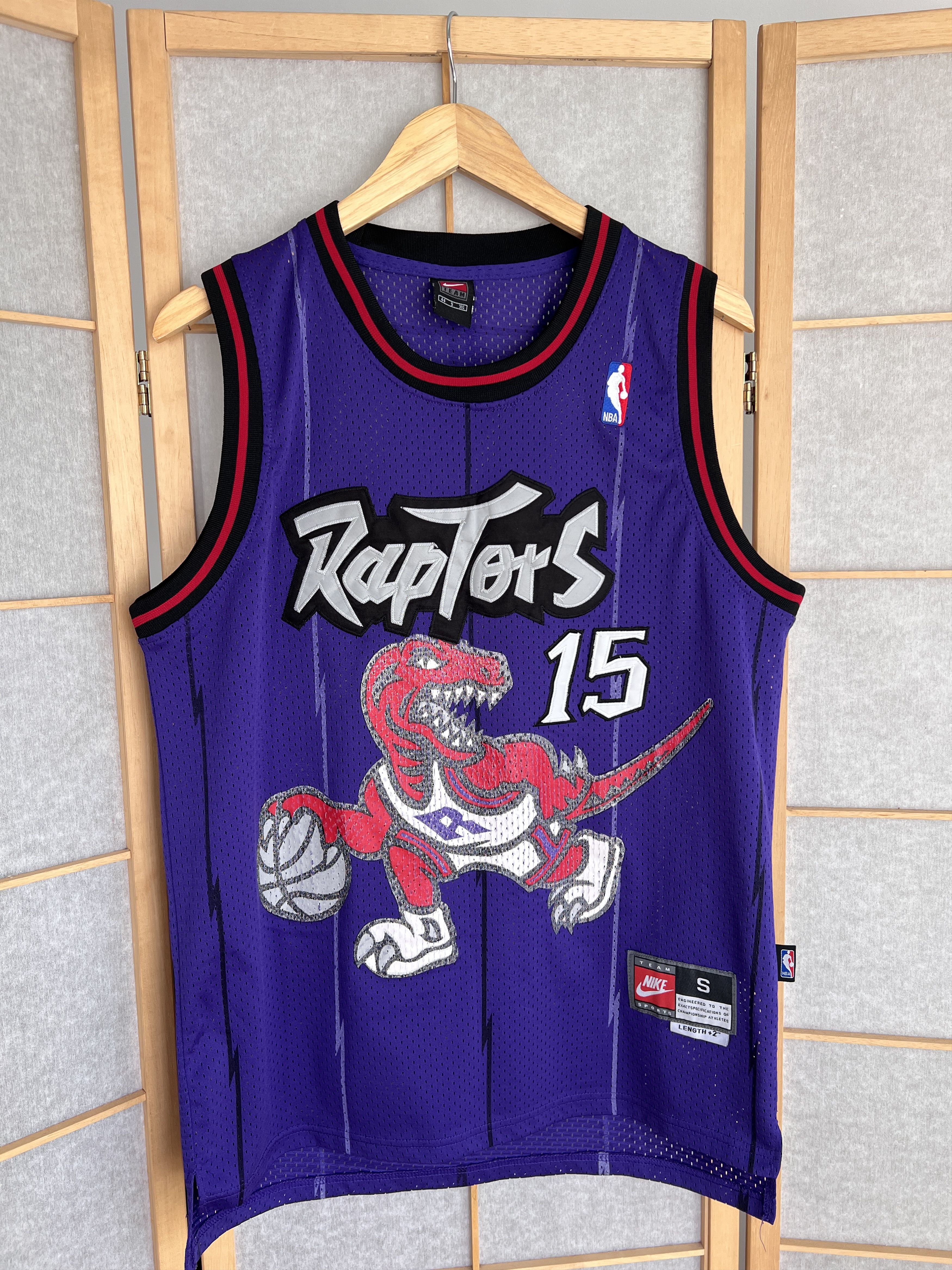 Nike Rare! Nike Raptors Toronto #15 Carter 1990s jersey NBA mesh Size US S / EU 44-46 / 1 - 1 Thumbnail