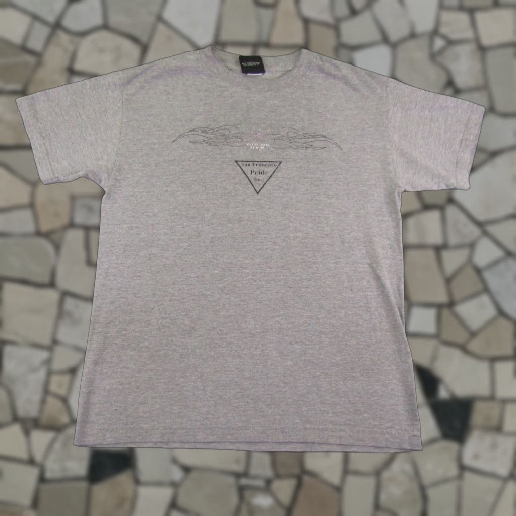 Vintage VINTAGE Gold's Gym Shirt Mens M Gray California Sports 2002 Y2K Logo Breathable Short Sleeve Crew Neck T-Shirt Regular Cotton Knit Graphic Print Bags? Size US M / EU 48-50 / 2 - 1 Thumbnail