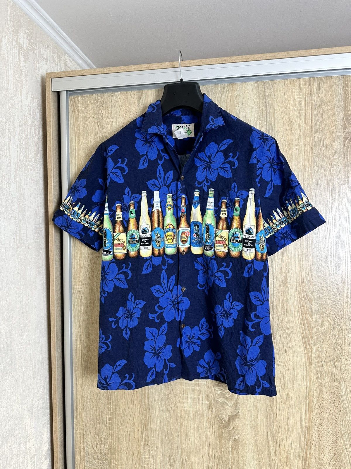 Drink Beer Save Water 🔥 Ky’s Vintage Hawaiian Beer Shirt Guinness Corona Button Up Size US M / EU 48-50 / 2 - 2 Thumbnail