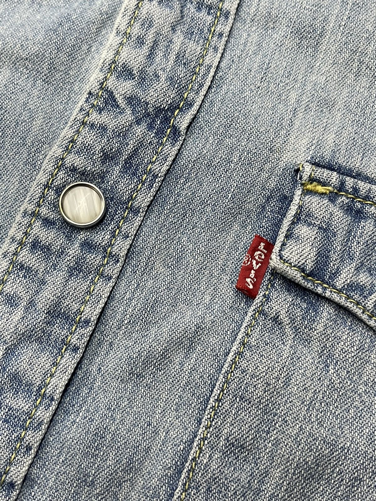 Levi's Vintage Levis Strauss Denim Shirt Blue Y2K USA Size M Size US M / EU 48-50 / 2 - 6 Thumbnail