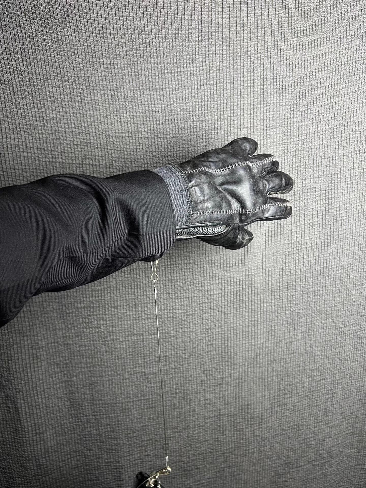 D.Hygen D.HYGEN avant-garde horsehide zip gloves Size ONE SIZE - 3 Thumbnail
