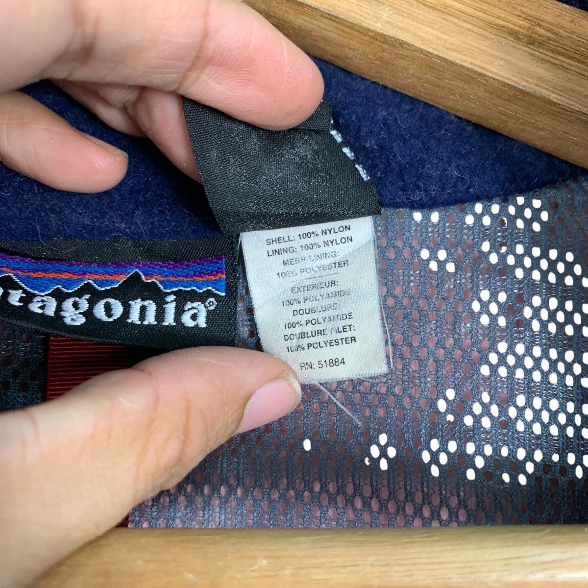 Patagonia PATAGONIA Red Hooded Light Jacket #1266-C57 Size US XS / EU 42 / 0 - 15 Thumbnail