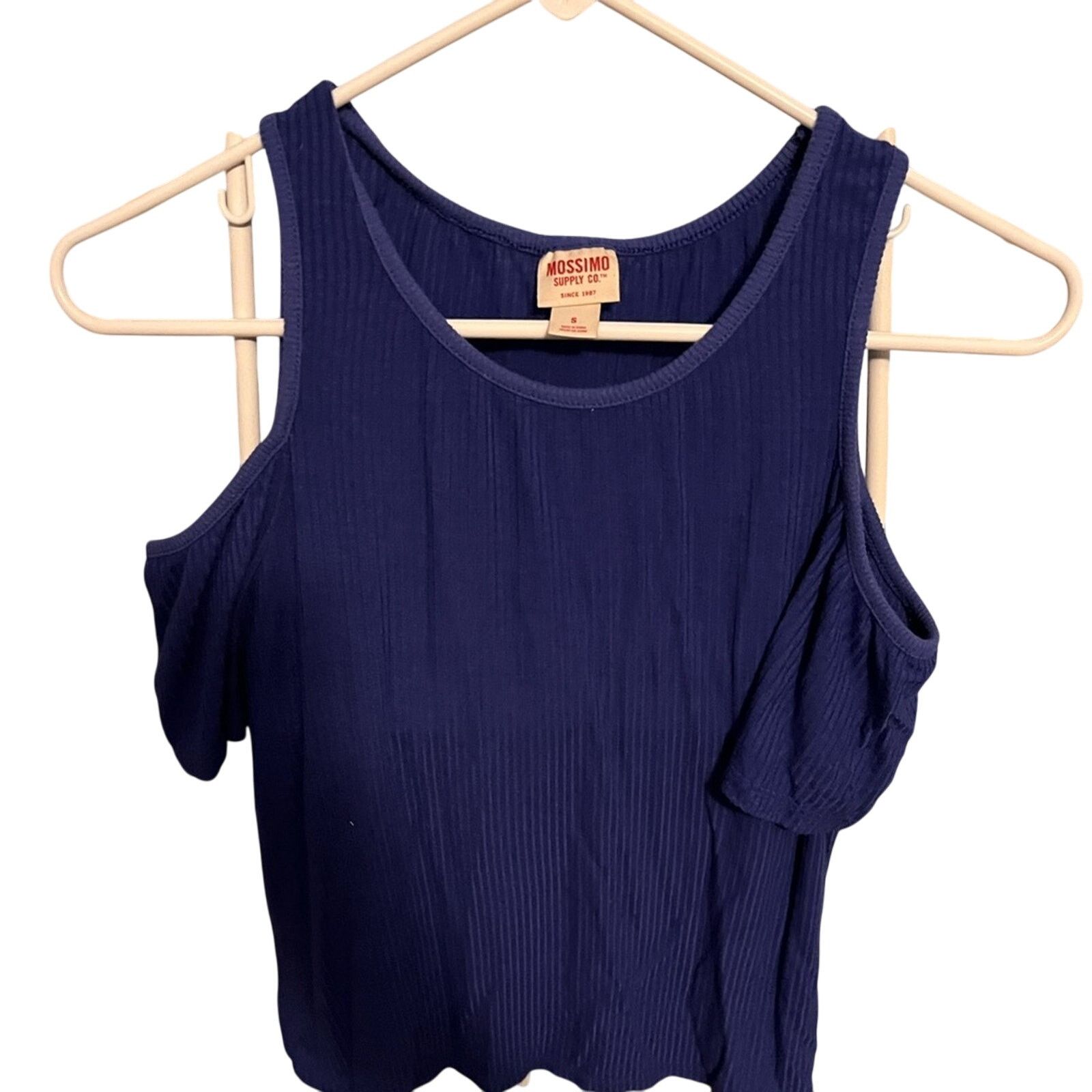 Mossimo Mossimo (Target) WOMENS cold shoulder top size small Size S / US 4 / IT 40 - 5 Thumbnail