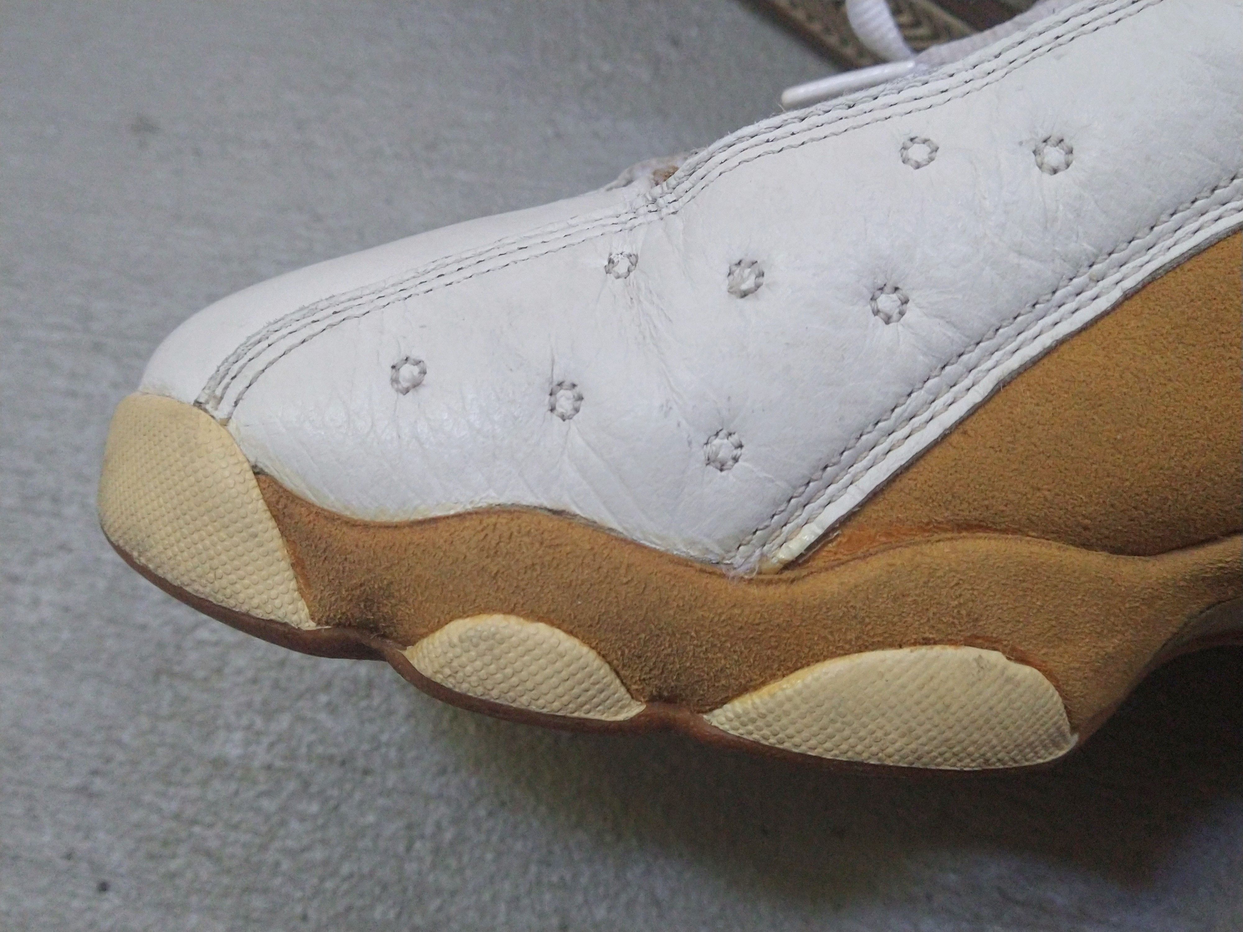 Jordan Brand Nike Air Jordan 13 Retro Wheat Size 8.5 2004 309259-171 Y2K Size US 8.5 / EU 41-42 - 8 Thumbnail