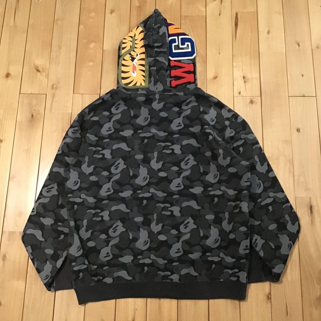 Bape × Nigo 2008 🔥Aoyama store camo🔥 BAPE Shark full zip hoodie APE NIGO Size US L / EU 52-54 / 3 - 2 Thumbnail